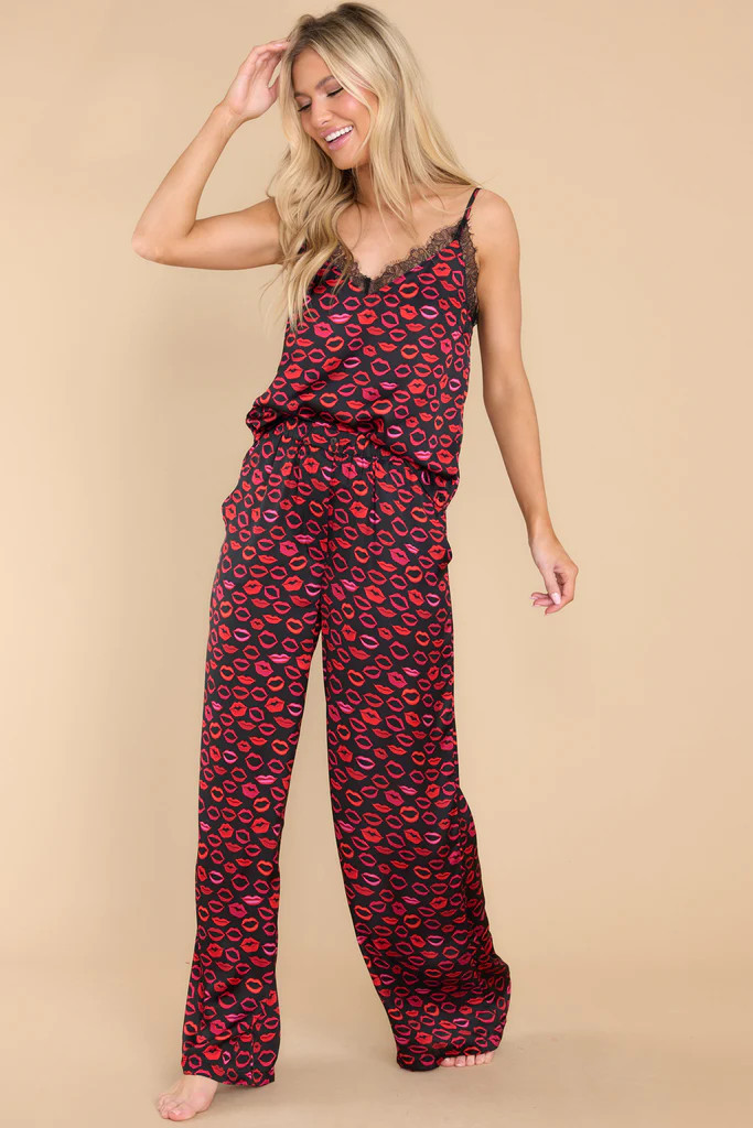 Kiss And Make Up Black Multi Print Top | Red Dress 