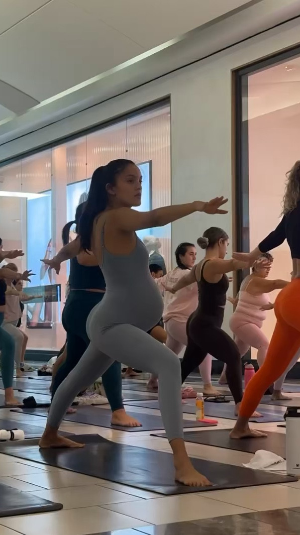 Yoga onesie

#LTKFindsUnder50 #LTKBump #LTKActive