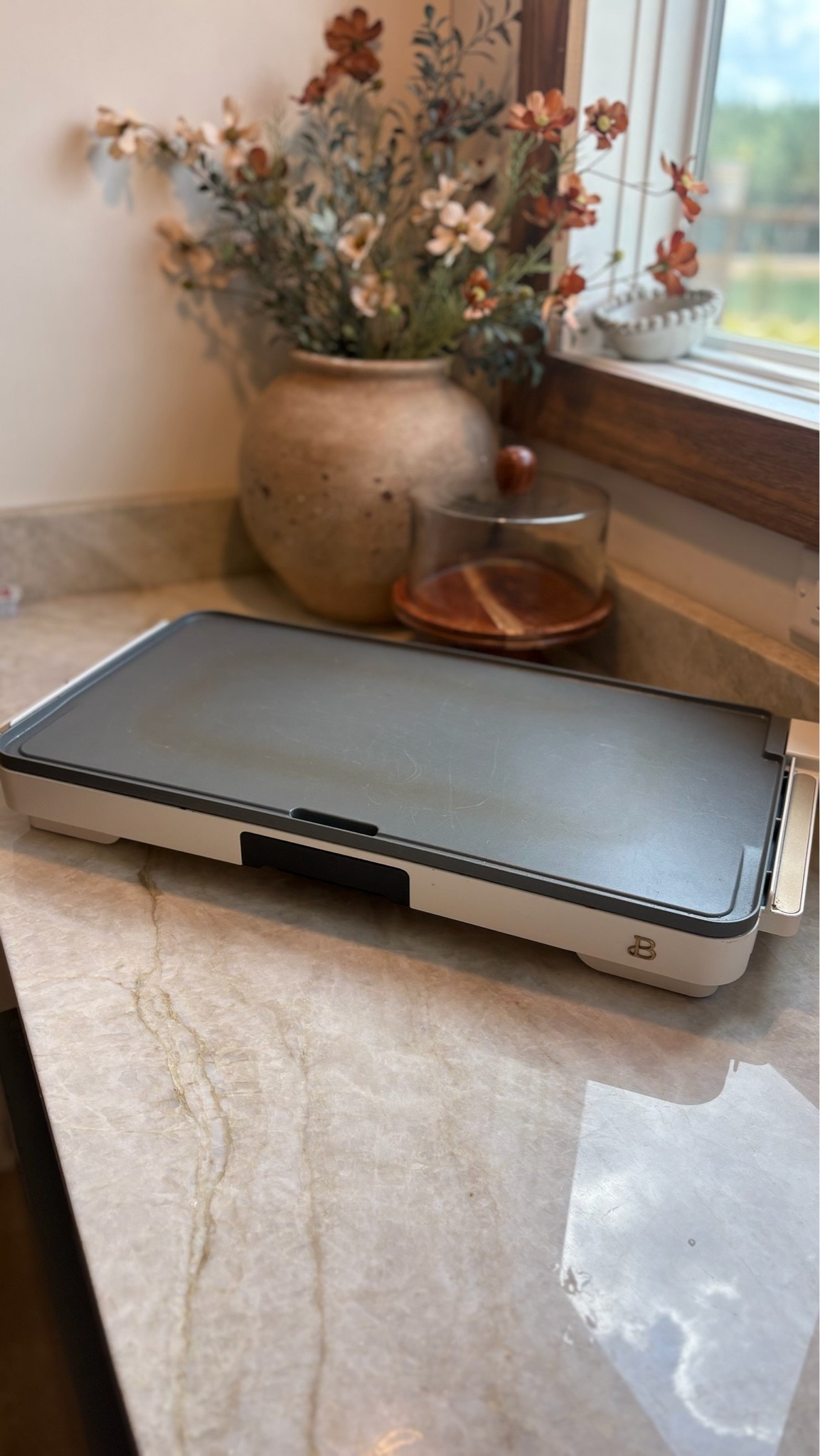 I always get questions on this griddle, it’s from Walmart! Currently less than $50 too!

#LTKHome