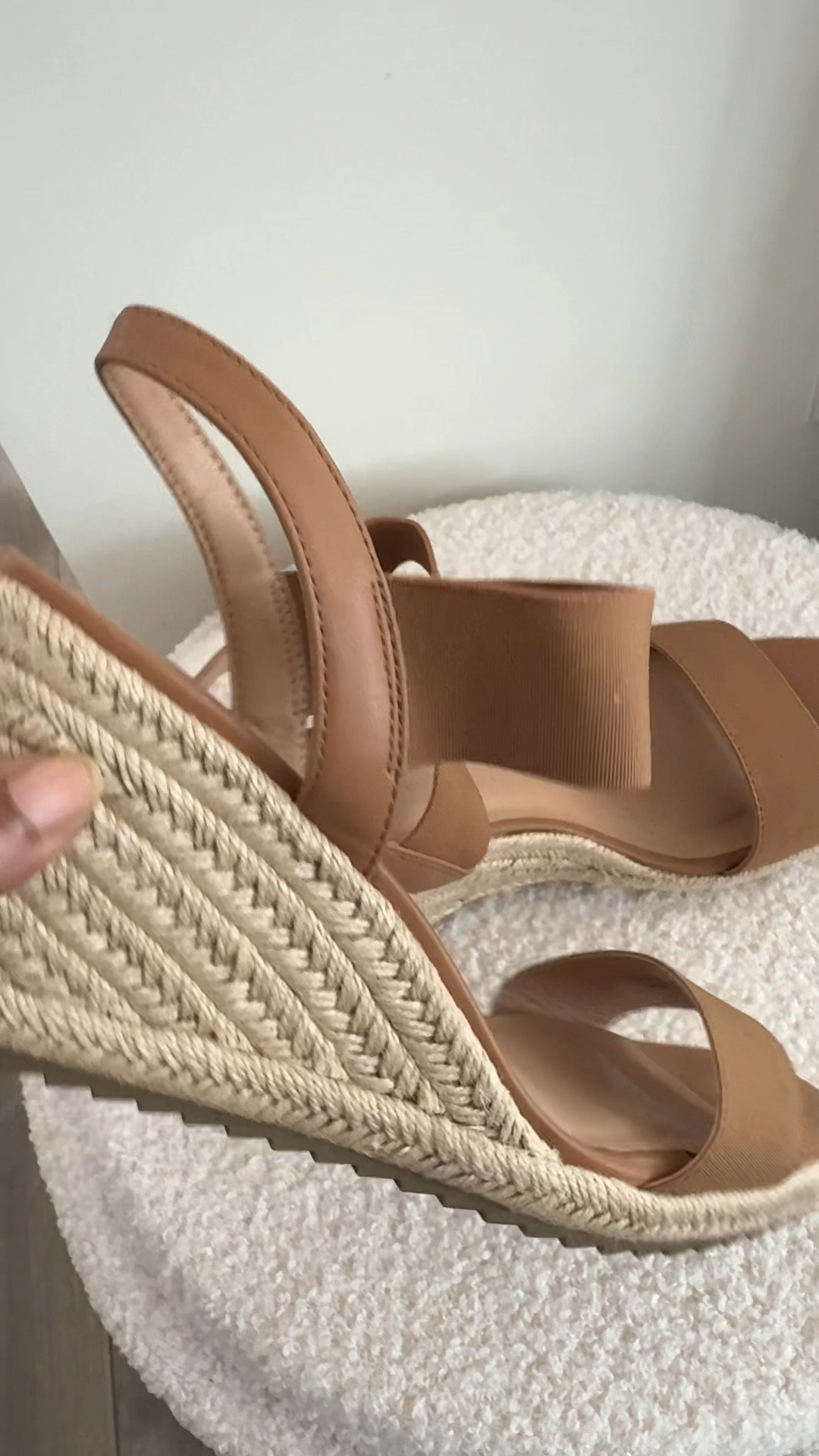 Love how comfortable these espadrille wedges are to wear 


Amazon fashion, Amazon finds, affordable shoes

#LTKSeasonal #LTKootd
