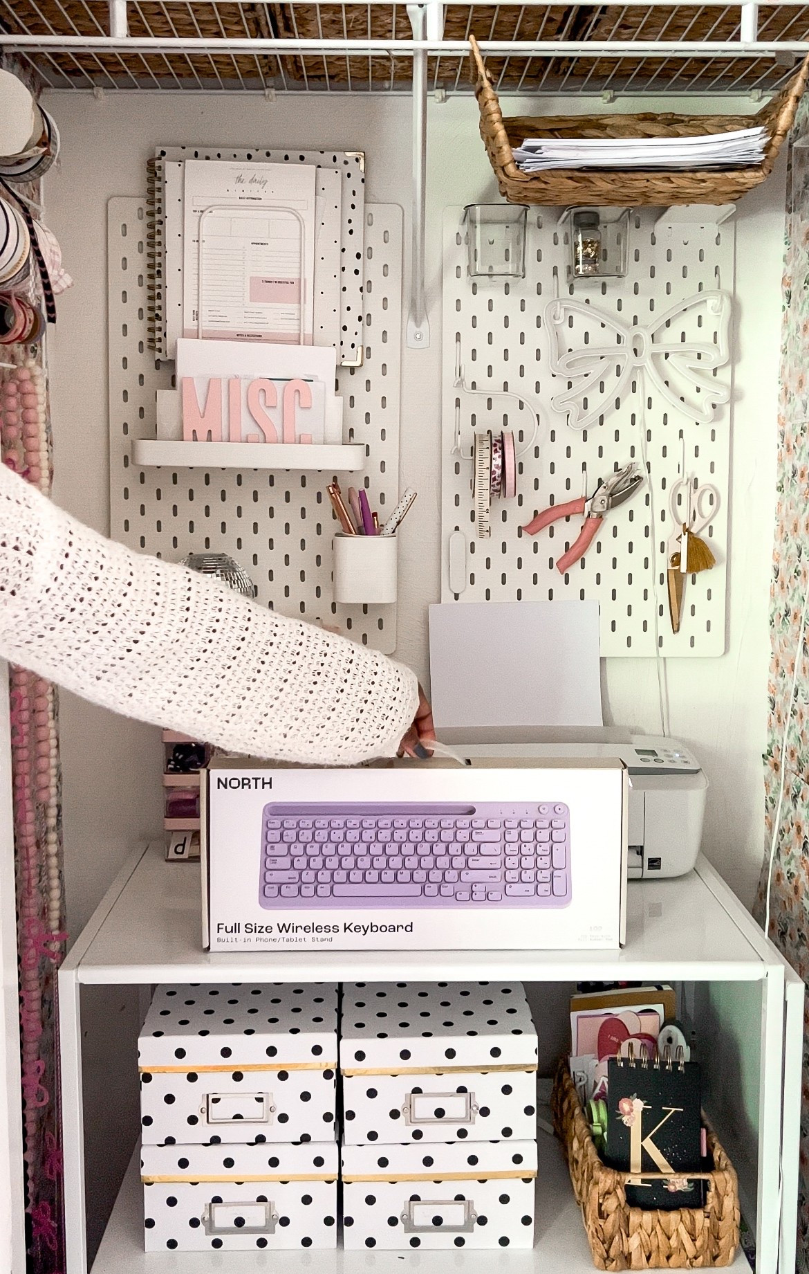 #ad Get ready for back to school/back to college with the new North wireless keyboard at @Target! It has an efficient design, wireless capabilities, and built-in space for devices. #LaptopAccessories #BacktoSchool  #BacktoCollege