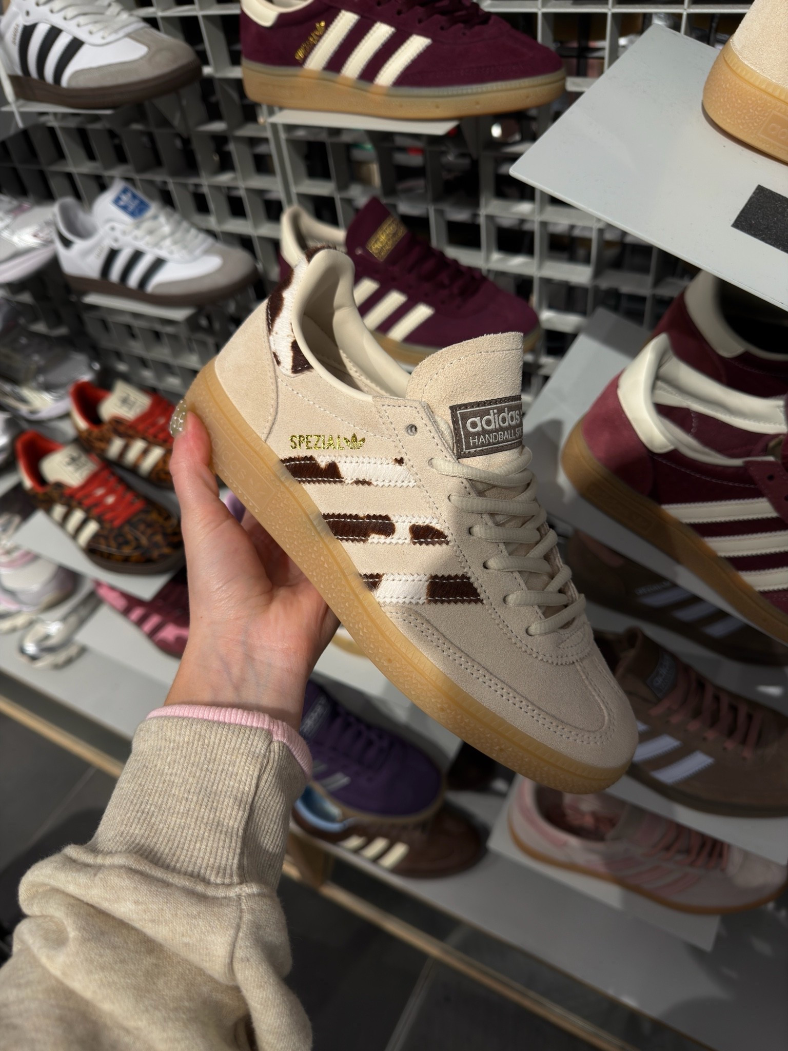 Saw these beauty’s in jd in the airport and I couldn’t resist! How stunning !

#LTKsummer #LTKshoes #LTKuk