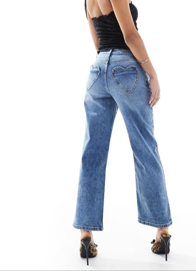 Petite jeans with heart pocket design.Petite-friendly jeans for short women under 5'4/164cm. Petite fashion.

#LTKPetite #LTKFindsUnder50 #LTKgrwm