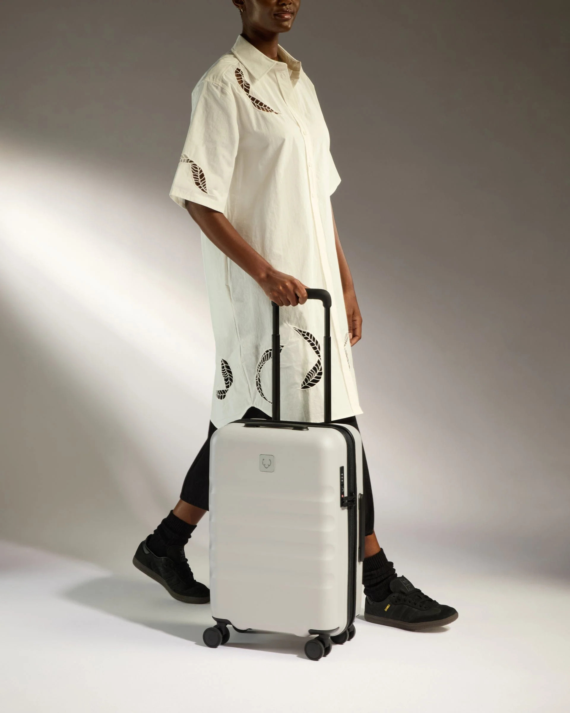 Expandable Cabin Suitcase in Taupe - Icon Stripe | Lightweight & Hard Shell Suitcase | Antler UK