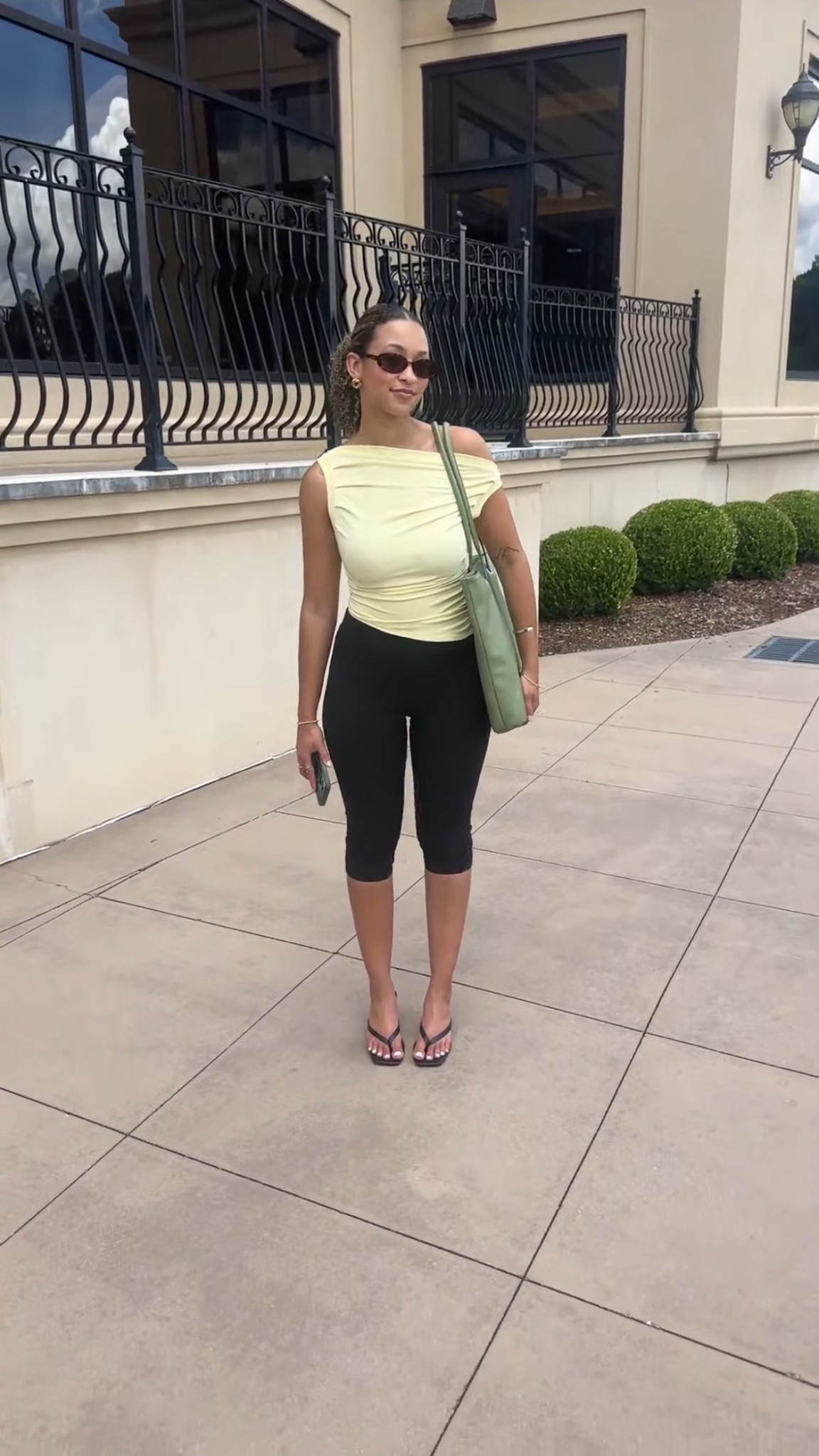 capris and kitten heels are my go-to for a casual spring church day🧈🌼