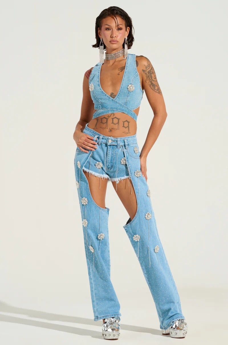 DIVALICIOUS DENIM CHAPS | AKIRA
