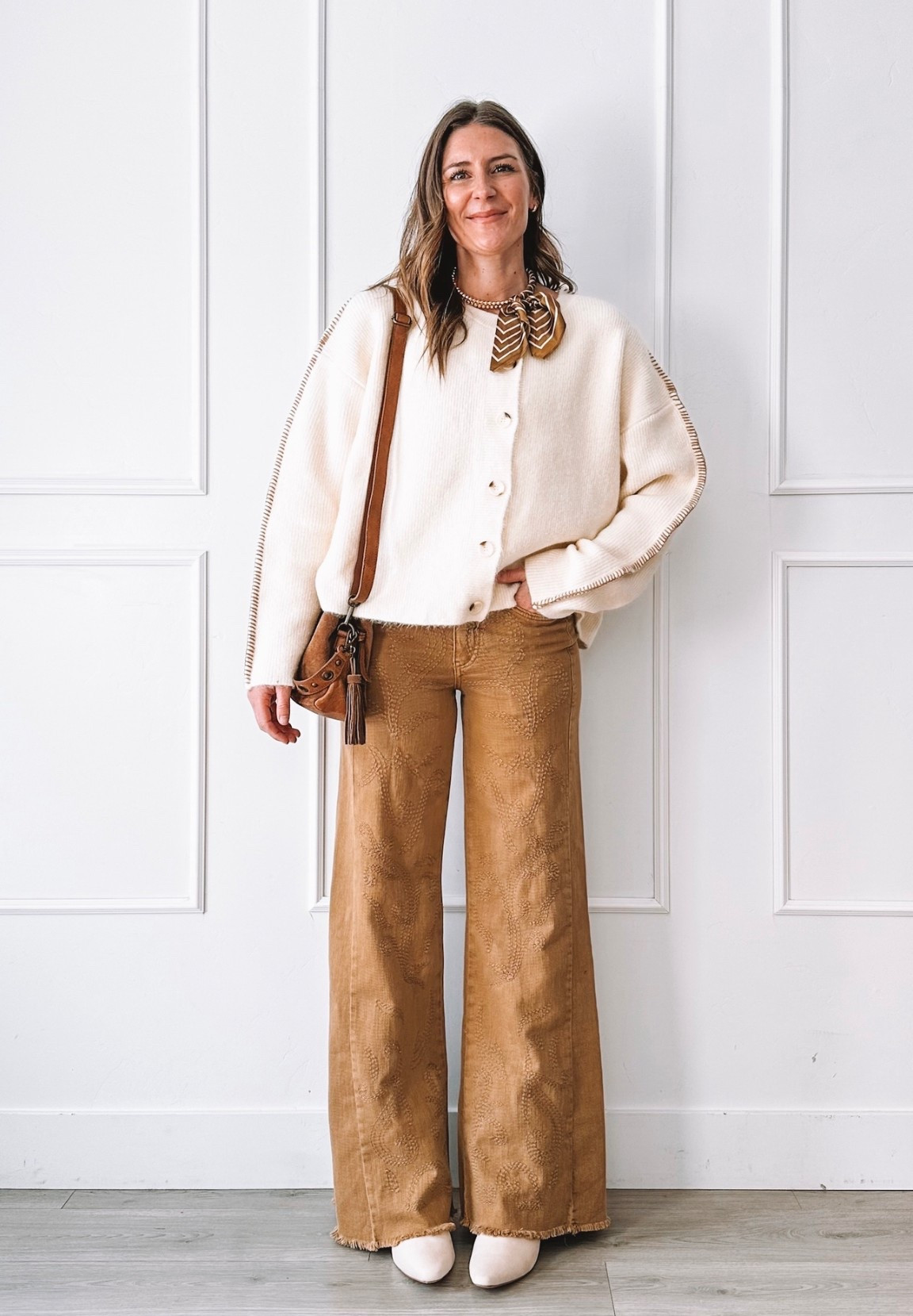 Neutral wide-leg pants outfit 🤍
This is one of those easy, throw-on looks that still feels put together. Love the relaxed fit of the pants paired with a soft cardigan and simple accessories.

#LTKootd #LTKgrwm #LTKmomlife
