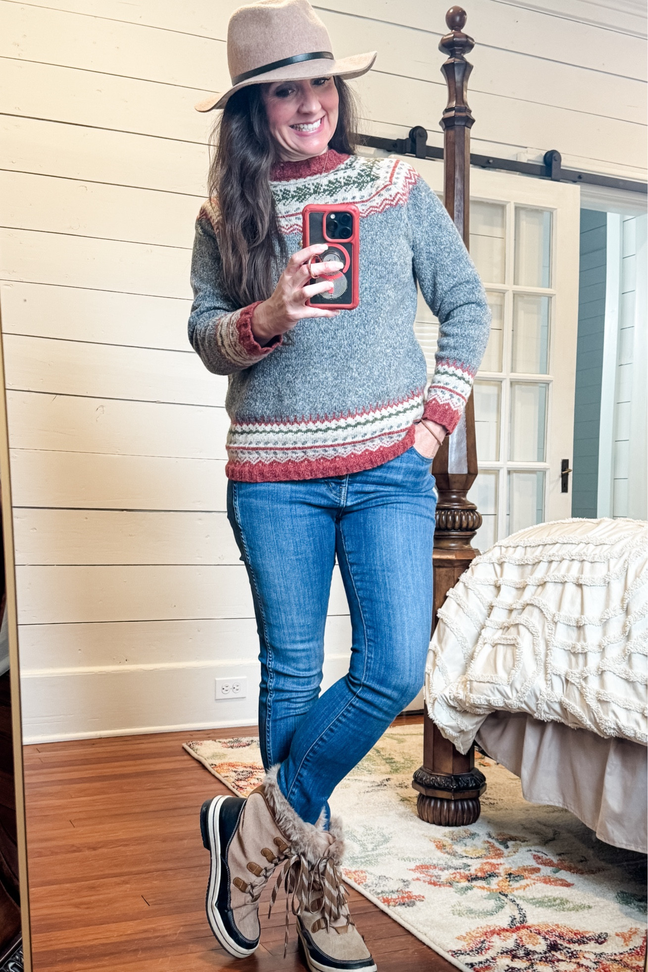 Cozy, winter sweater! Perfect outfit for a day of winter shopping or a day at the ski lodge  

#LTKSaleAlert #LTKStyleTip #LTKOver40