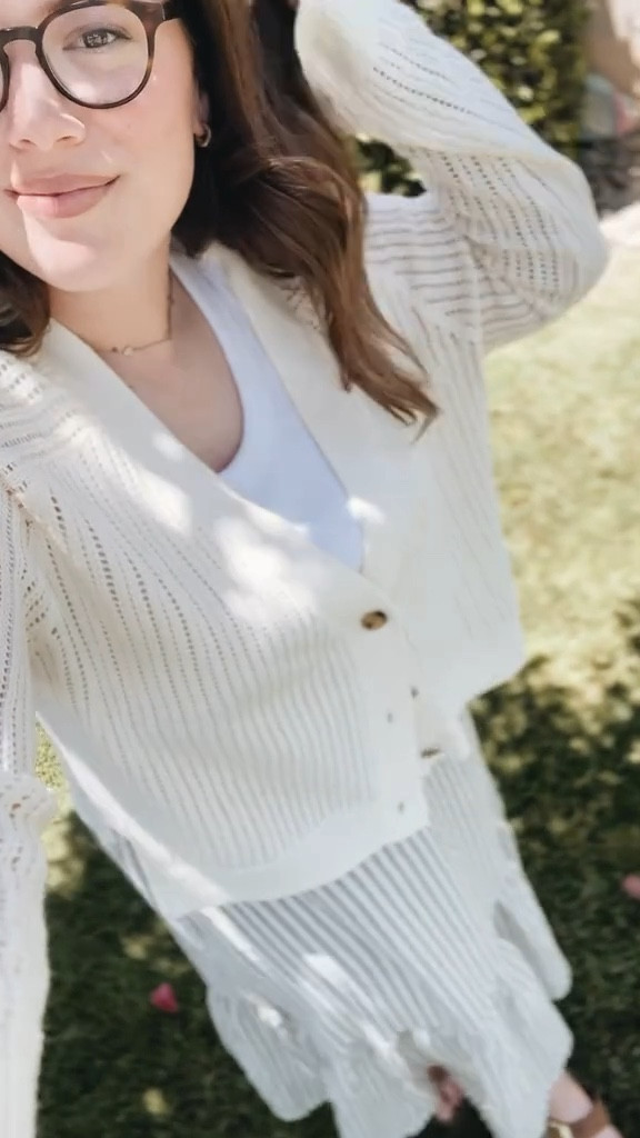 New finds from Nordstrom rack! I’m obsessed with this skirt!!

#LTKVideo #LTKSeasonal #LTKMidsize