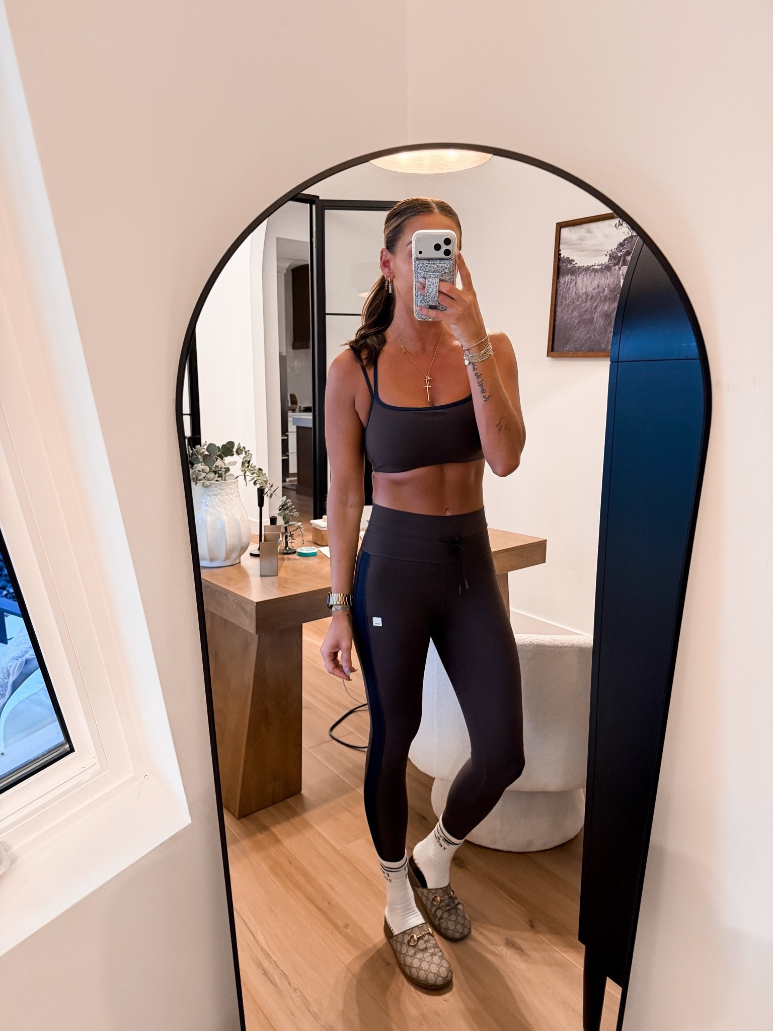 Bra top-medium
Leggings-small

#LTKootd #LTKActive #LTKfitnessgoals