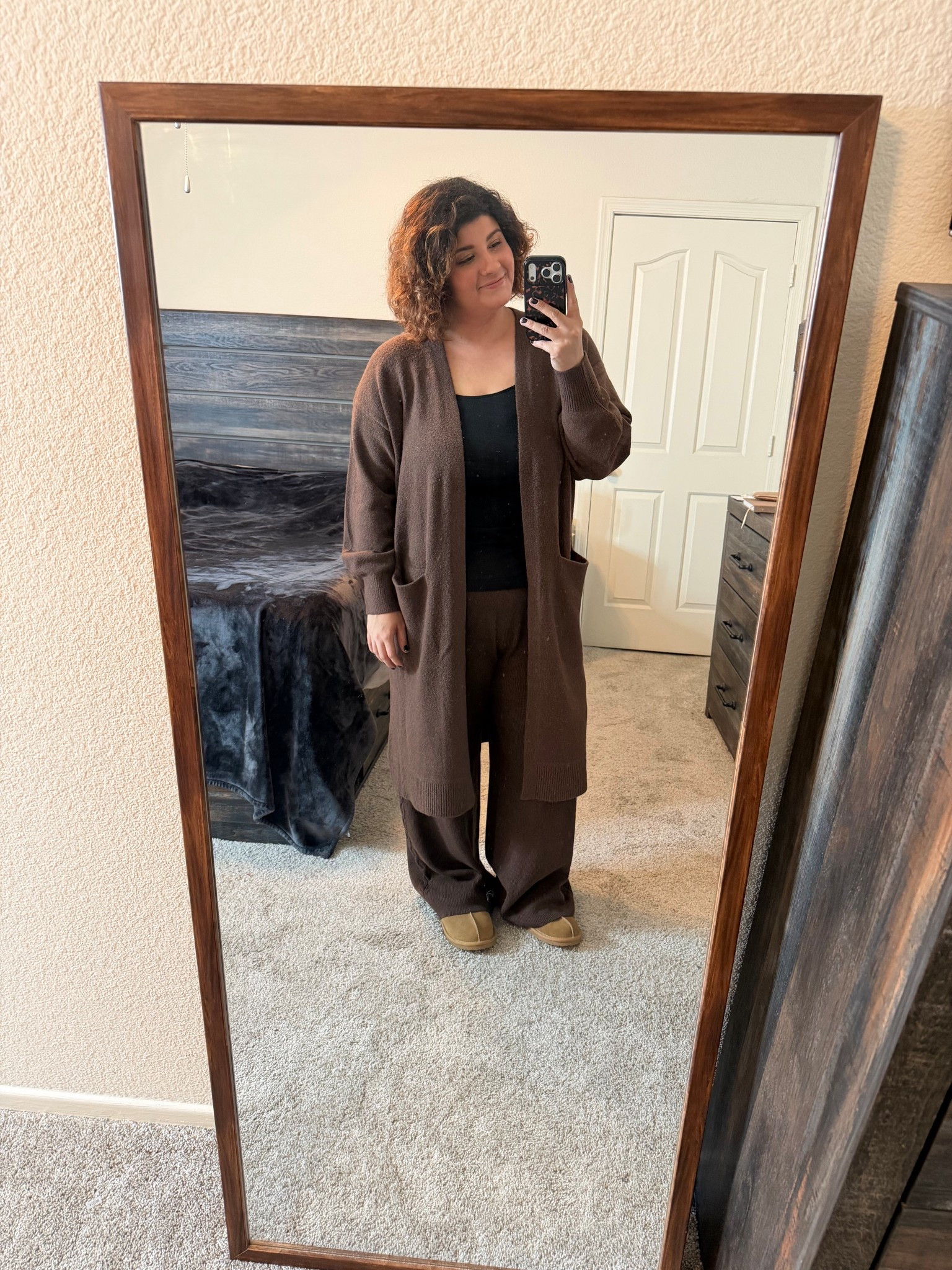 Brown lounge set 

#LTKFindsUnder50 #LTKMidsize #LTKootd