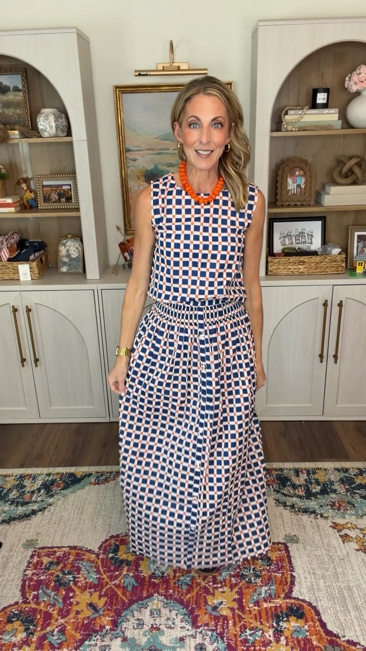 Game day, but make it cute! 🧡💙 Sharing some of the cutest orange + blue looks that are perfect for an Auburn game day—or anytime your favorite colors just happen to be orange and blue! I’ve linked up this look plus SO many more game day finds from my friends at Clover + Bee. Use code LUCKY10 for a discount at checkout! And yes… this is what I’ll be wearing to the game this weekend. 🏈

Comment GAME and I’ll send you all the links!

Auburn game day outfit | orange and blue outfit | college game day style | SEC game day fashion | women’s game day dress | Auburn outfit ideas | fall game day style @Clover + Bee