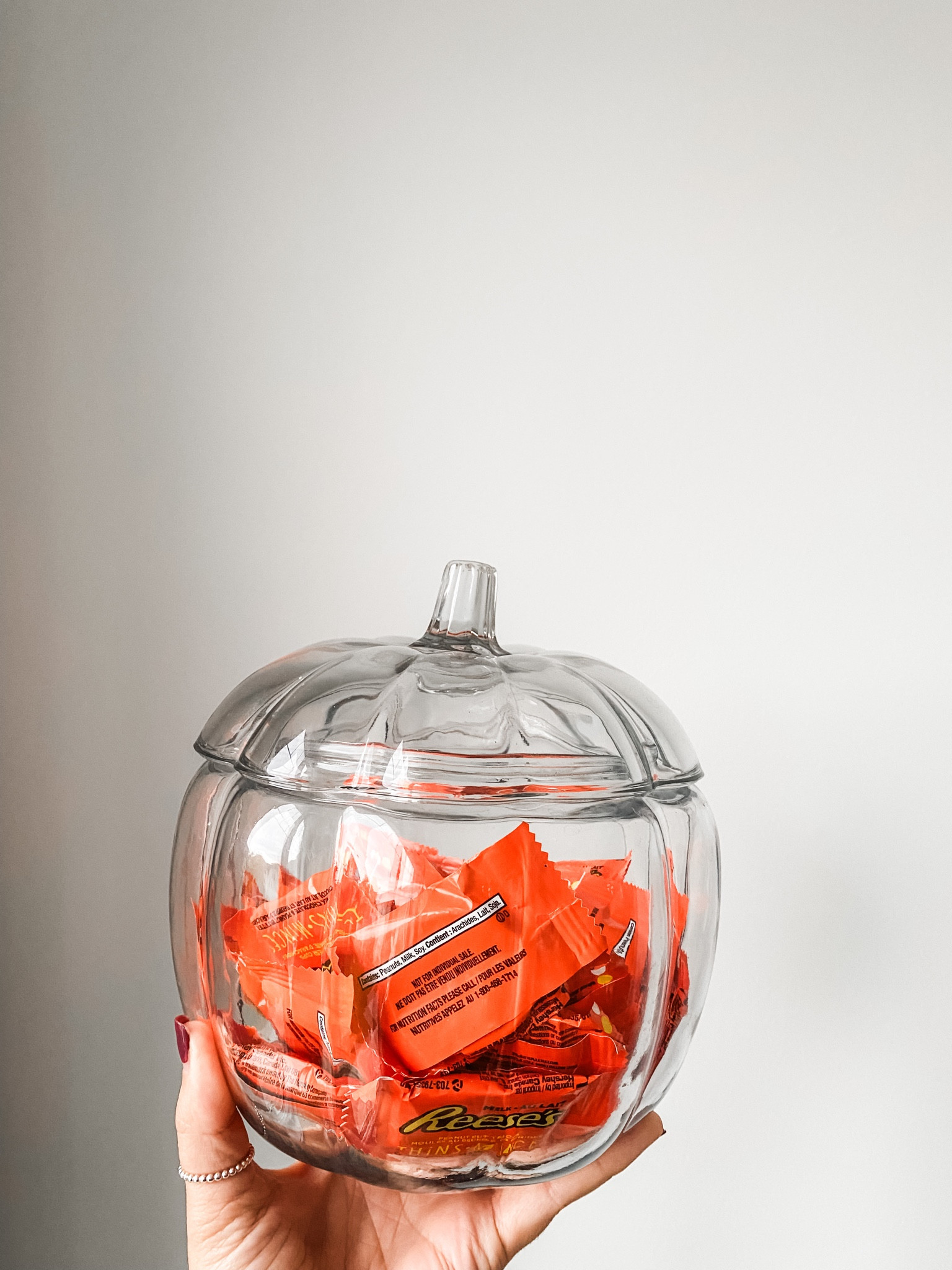 a little mid October 🎃🍫 restock!
•
•
•
Restocking, minimalist home decor ideas, fall decor ideas, Halloween decor ideas, restocks, organic modern home decor ideas
#glasspumpkin #halloweencandy #homedecoridea #fallhomedecor #halloweendecorideas #minimalisthomedecor #minimalisthome #organicmodern #restocks #restocking

#LTKhome #LTKHoliday #LTKfindsunder50