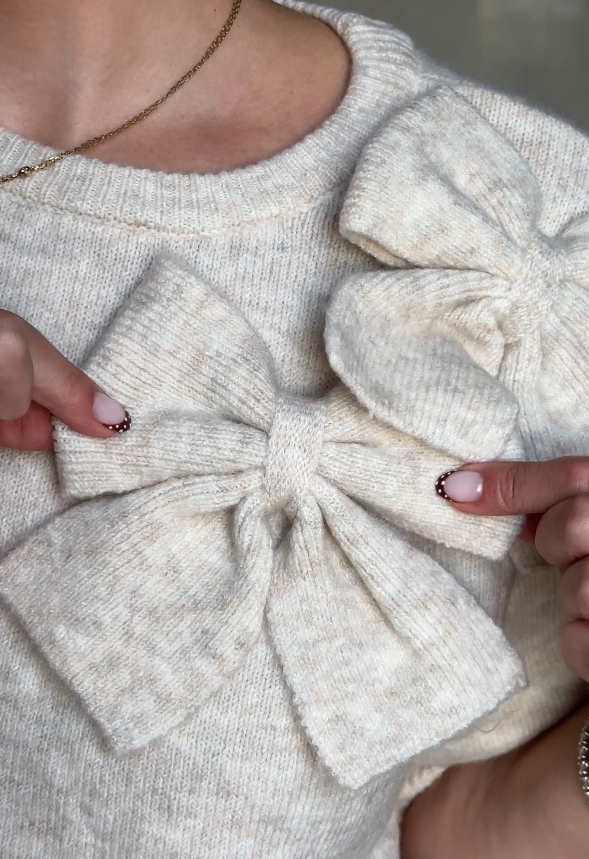 Bow details on my favorite new sweater from @ceceofficial 🫶🏼🫶🏼

#CeCeOnYou #NordstromPartner

#LTKWorkwear #LTKootd #LTKHoliday