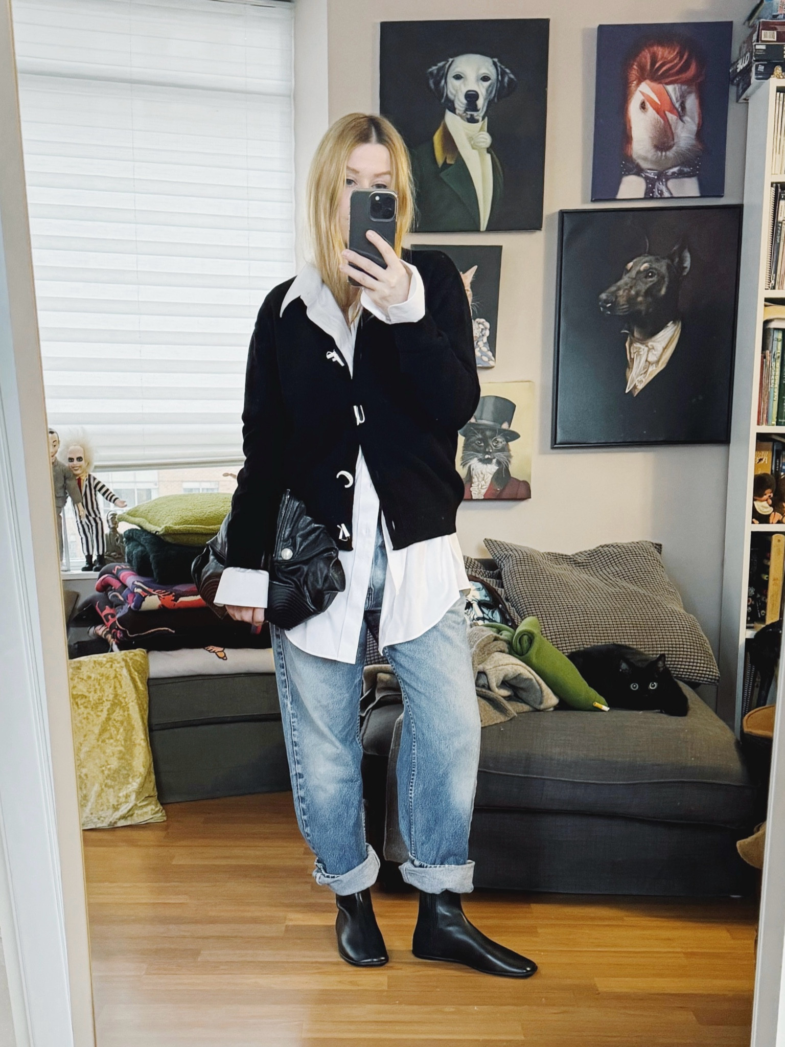 Men’s button up, men’s jeans, awesome cardigan, and new boots is todays outfit formula.
Button up, jeans, and clutch are secondhand/and or vintage. 
•
#winteroutfit #alexandermcqueen #wintertrends #torontostylist #StyleOver40  #secondhandFind #fashionstylist #slowfashion #vintagestyle #fringejacket #FashionOver40  #vintagestyle #genX #genXStyle #shopSecondhand #genXInfluencer #genXblogger #secondhandDesigner 


#LTKStyleTip #LTKShoeCrush #LTKOver40