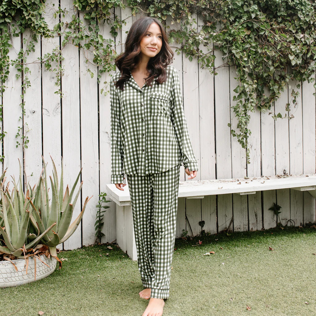 Long-Sleeved Women's Pajama Set in Gingham Fir | Kyte Baby