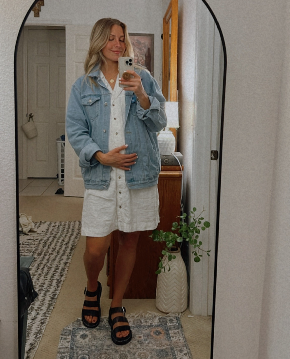 Recent go to jacket & shoes 🙌🏼