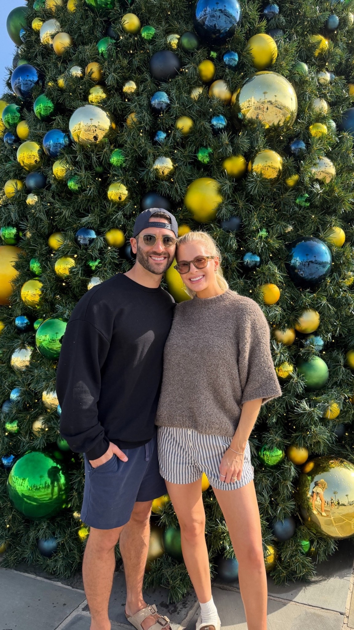 Wearing an XS/S sweater, linking similar shorts, shoes are tts! #kathleenpost

Winter beach outfit, winter loungewear, winter travel look 

#LTKdayinmylife 
#LTKTravel #LTKSeasonal