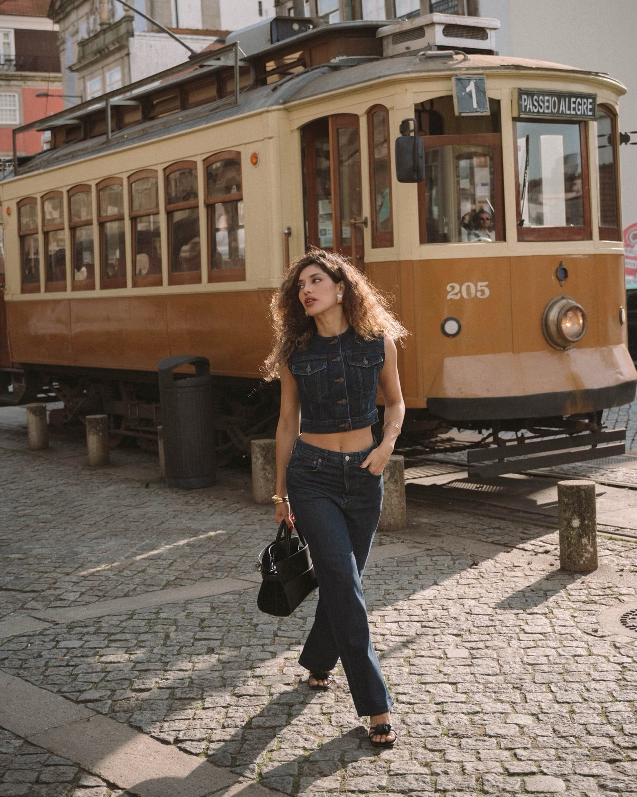 Afternoon in Porto 💙

#LTKStyleTip #LTKSeasonal