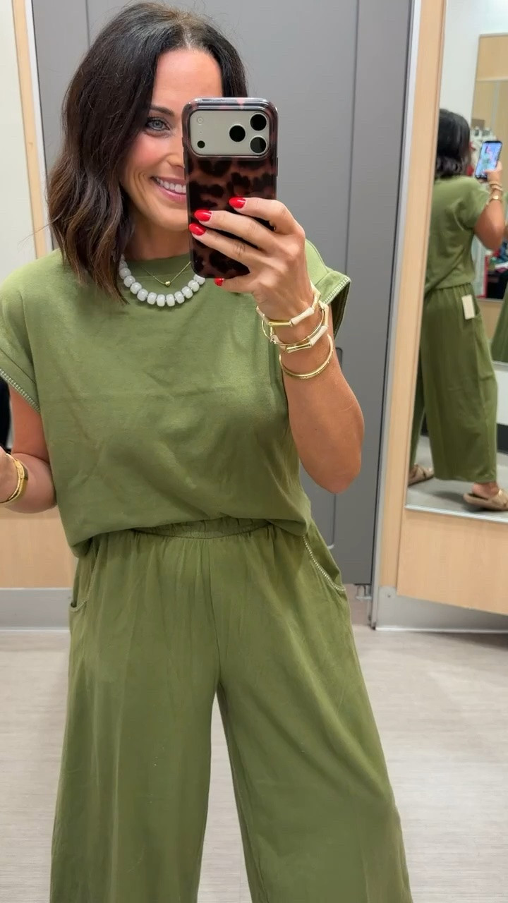 Immediately added this to my cart. So comfy but still looks put together.

Size XS, 5’3 for reference

#LTKStyle #LTKFinds #TargetStyle #TargetFashion #TargetFinds #AffordableFashion #SummerStyle #OOTD #EverydayStyle #LTKUnder50