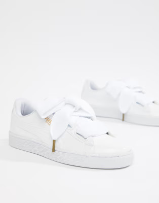 Puma – Basket Heart – Sneaker in Lackoptik | ASOS DE