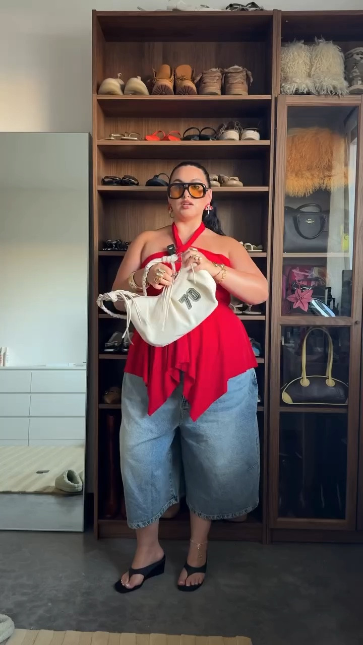 cutie little weekend fit(if you hate it plz don’t tell me im sensitive thx love u)

Streetwear, street style, curvy outfit, jorts

#LTKStyleTip #LTKPlusSize #LTKMidsize