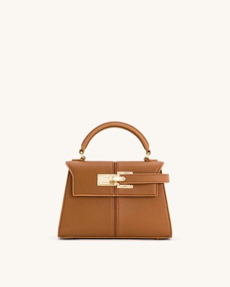 Top handle bag 

#LTKitbag #LTKfindsunder100 #LTKSeasonal