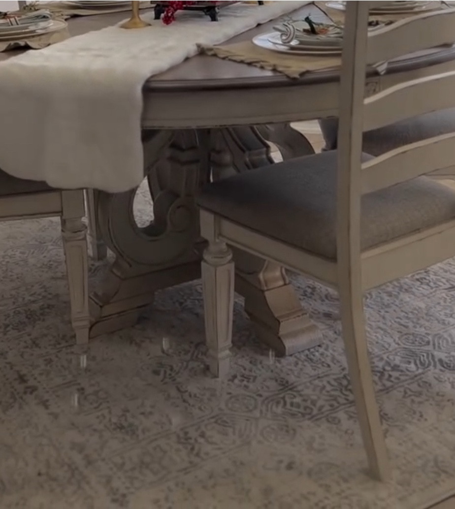 Modern area rug in neutral tones for a cozier vibe.

#LTKhome