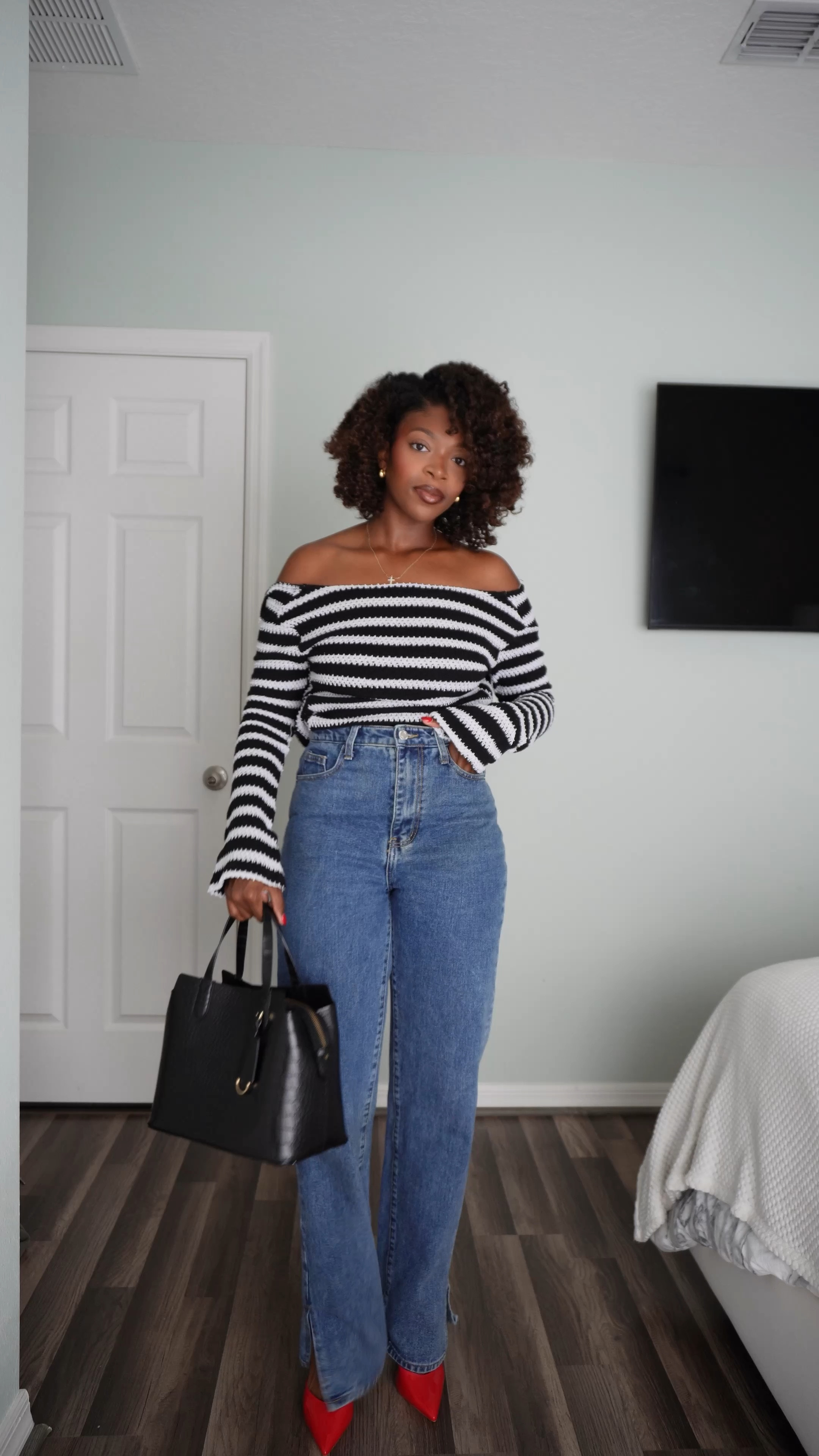 been loving the stripes 🤍

#LTKStyleTip #LTKBeauty #LTKHoliday