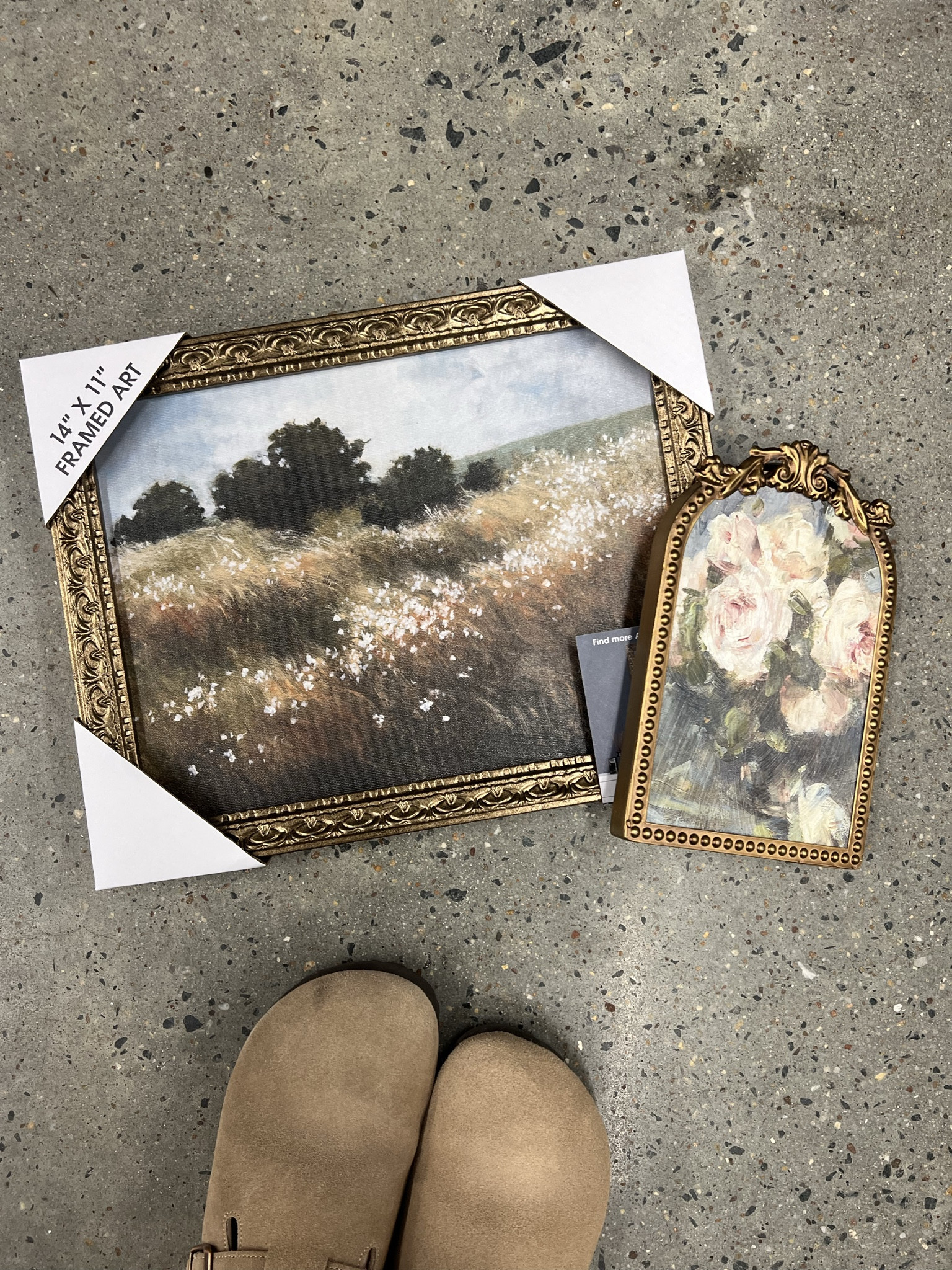 these are such pretty frames & pictures at Walmart

Wall art
Walmart home decor
Gold frames


#LTKHome #LTKCyberWeek #LTKFindsUnder50