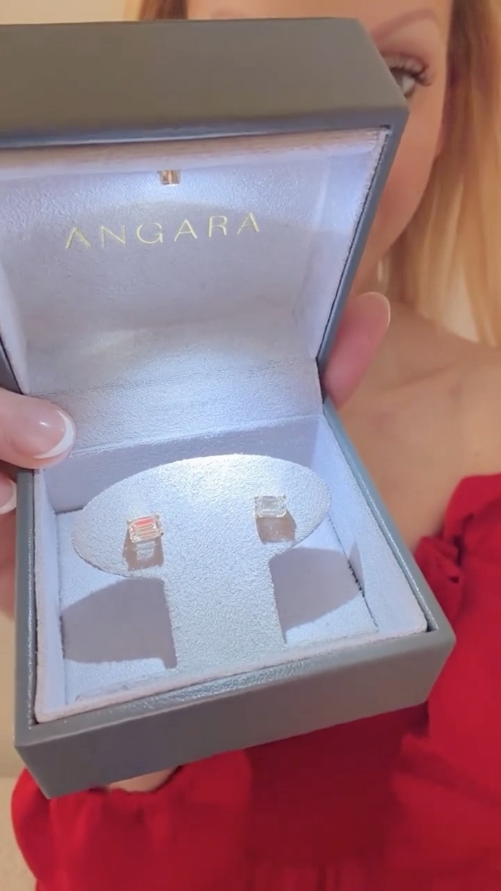 What better way to treat yourself on Valentine’s Day? @angarajewelry #angarapartner