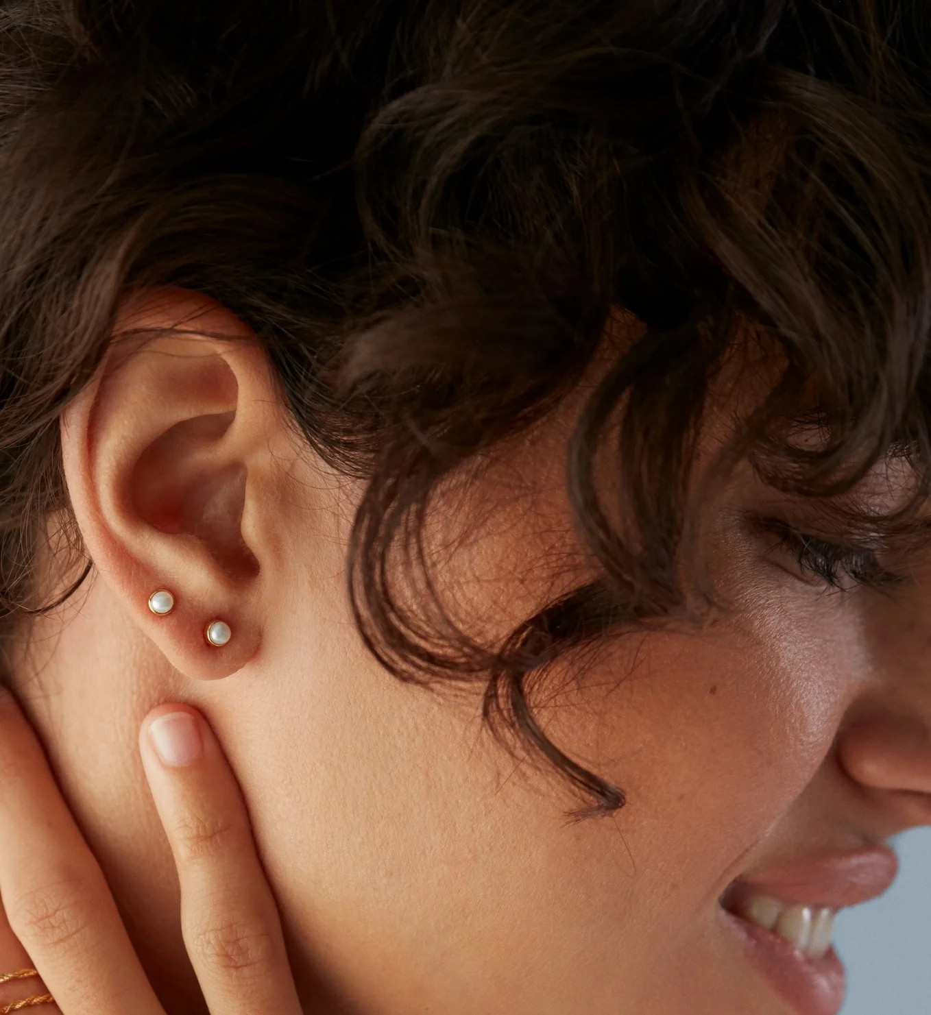 Mini Pearl Stud Earrings | Monica Vinader (US)