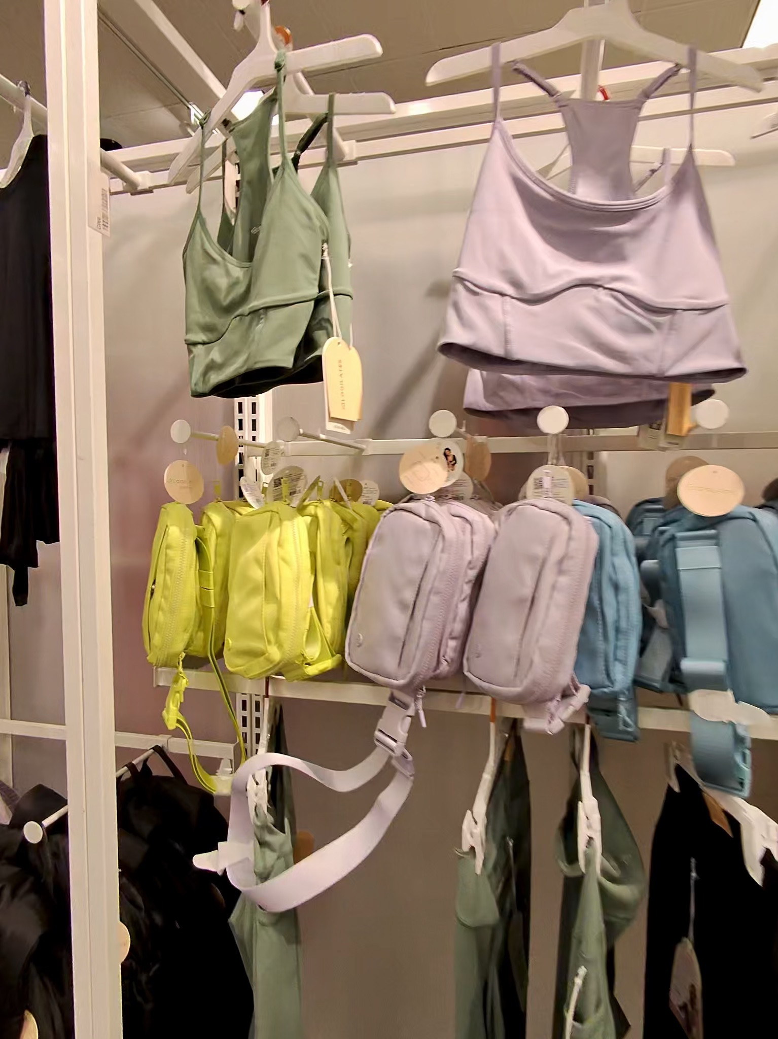 🎒✨ Meet your new go-to bags for on-the-go style and functionality! These Blogilates Ultimate Belt Bags with Yoga Straps from Target are not just bags—they’re game-changers for busy days. Whether you’re heading to the gym, running errands, or traveling light, these beauties have got your back. 🧘🏾‍♀️🧘‍♂️💼
🟢 Green: Perfect for those who love a fresh, earthy vibe.
🔵 Blue: Cool, calming, and effortlessly chic.
🟣 Purple: Bold, fun, and full of personality
With adjustable yoga straps and multiple compartments, these bags are ideal for keeping everything organized while staying hands-free. Swipe through my LTK to shop your favorite color—because functional can be fashionable! 💖
I filmed this quick clip with my Meta Rayban transition glasses 👓🤓
Click my link 🔗 for easy shopping 🛒 
#LTKfit #LTKtravel #TargetFinds #Blogilates #BeltBagStyle



#LTKWatchNow #LTKStyleTip #LTKItBag