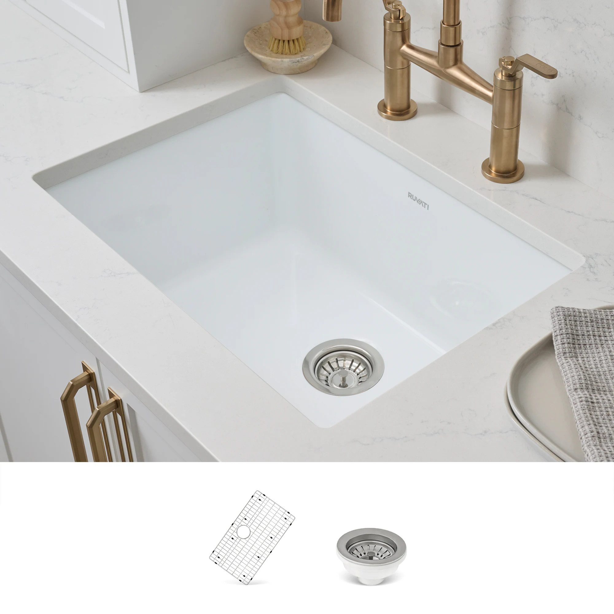 Ruvati Fiamma Drop-in or undermount 30-in x 18-in Fireclay Single bowl Kitchen Sink Stainless Steel one_size in White | RVL3030WH | Lowe's