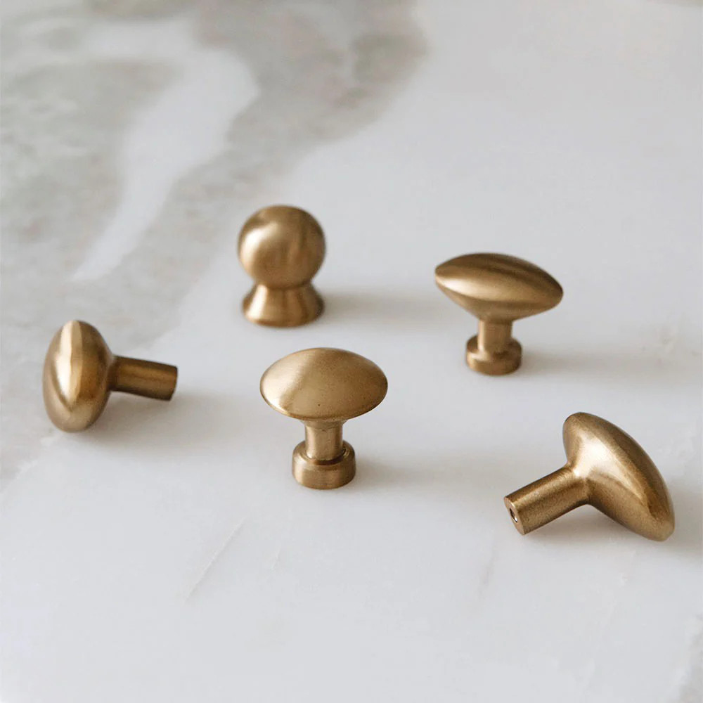 Roan Iris Antique Brass Knob | Roan Iris