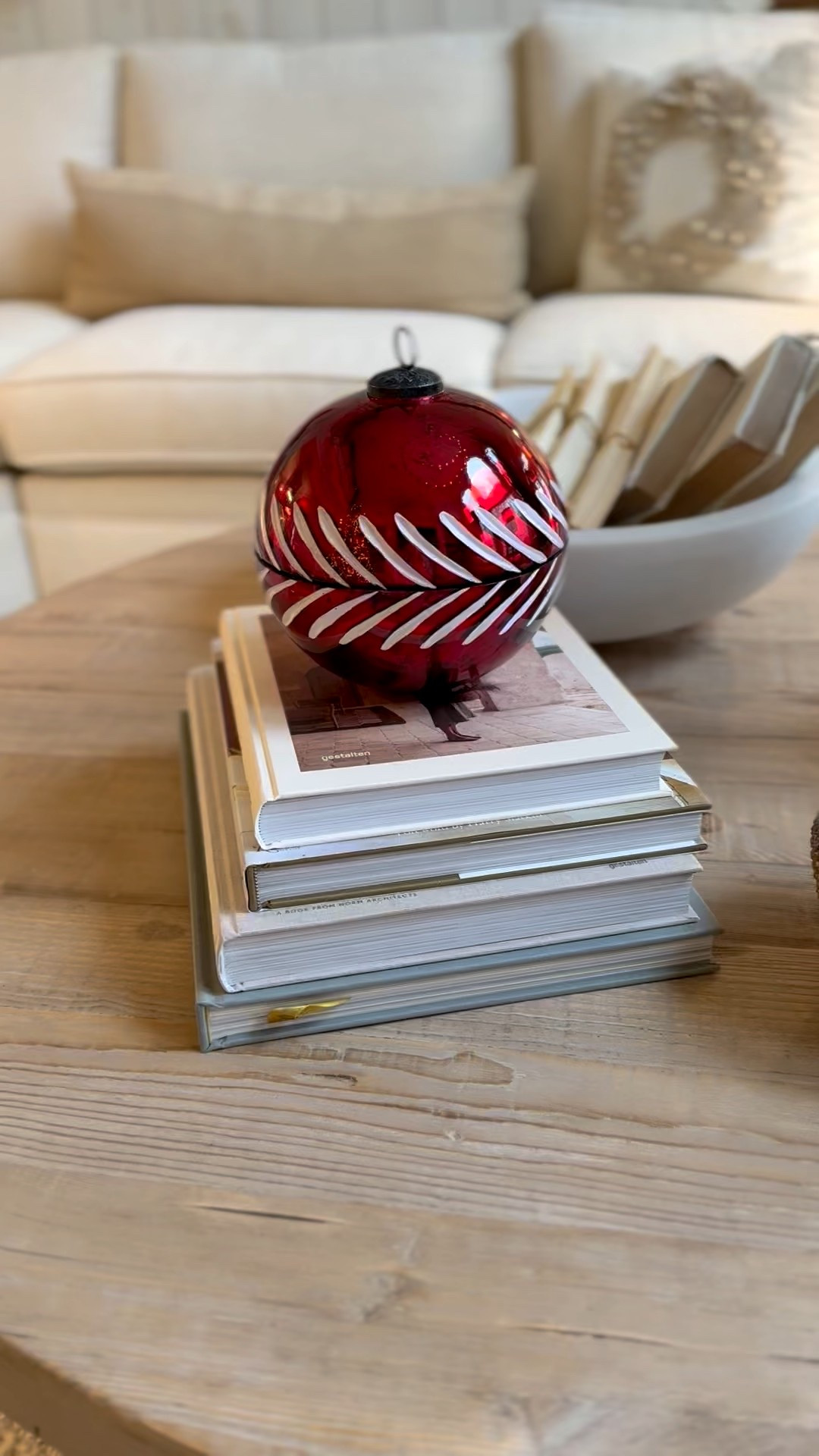 I wish you could smell this candle! And it’s on sale! 

#LTKHoliday #LTKSaleAlert #LTKFindsUnder50