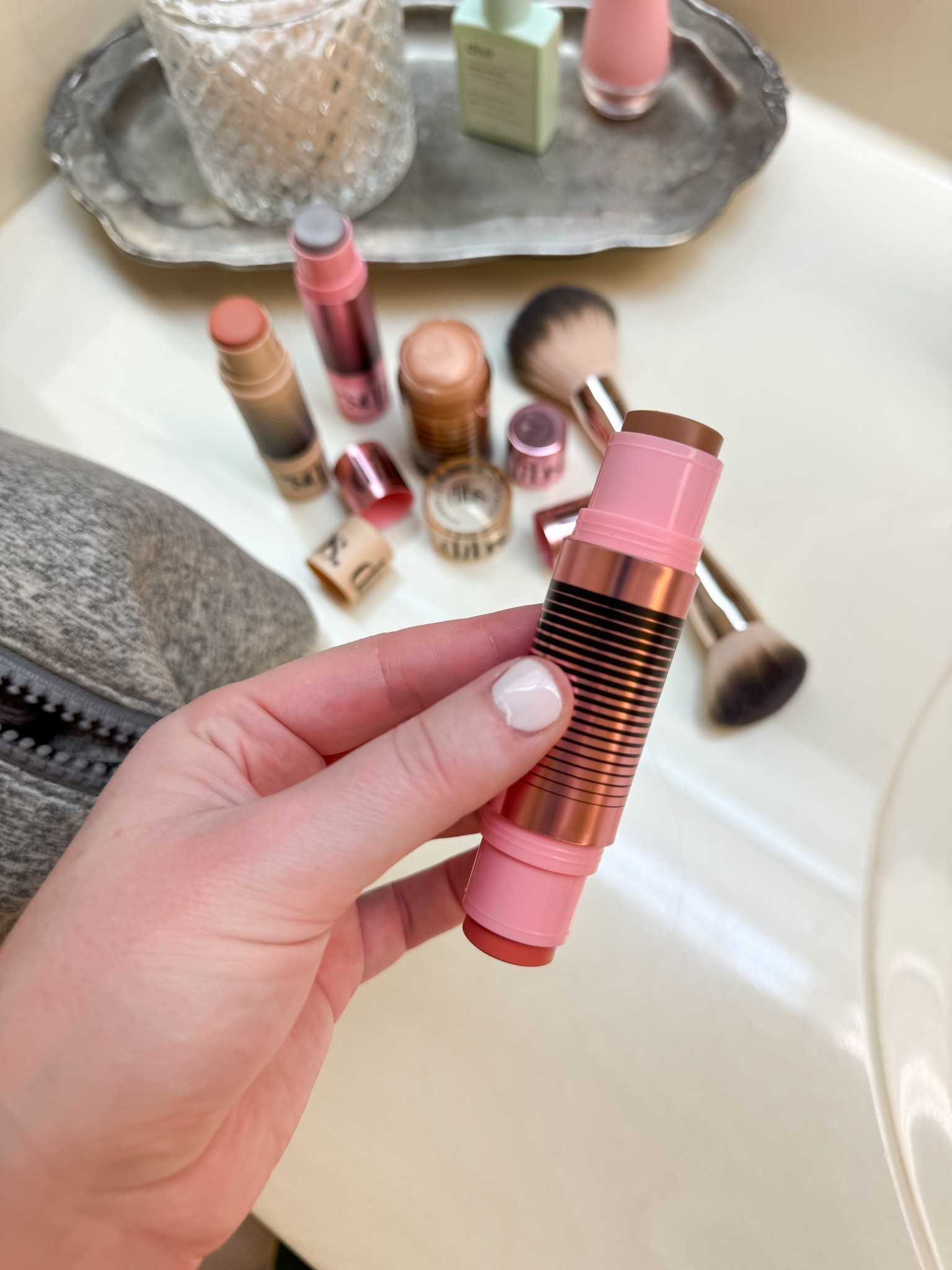 Spring Sale goodies! Dibs contour, blush and highlighter sticks are my favorite easy everyday makeup! I never wear foundation any more! These are so simple to use and come in a ton of colors!

Dibs Makeup
Spring Sale
Spring Break
Spring Look
Summer Look
Spring Break Outfit
Work Outfit
Easy Makeup
Makeup on a Budgett


#LTKBeauty #LTKSpringSale #LTKFindsUnder50