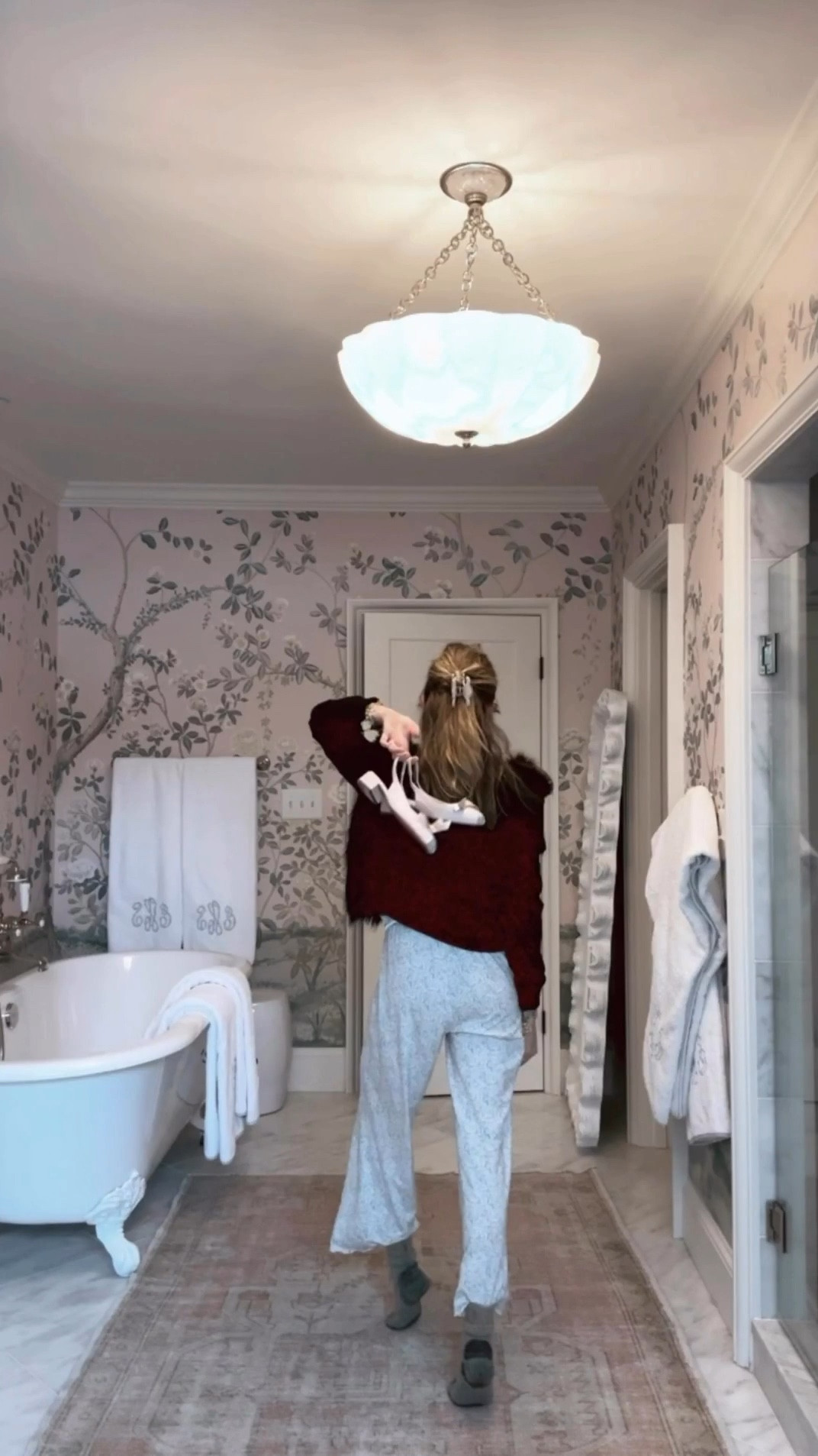 More practical but just as pretty! Buttery soft leather. Sized down half a size. 