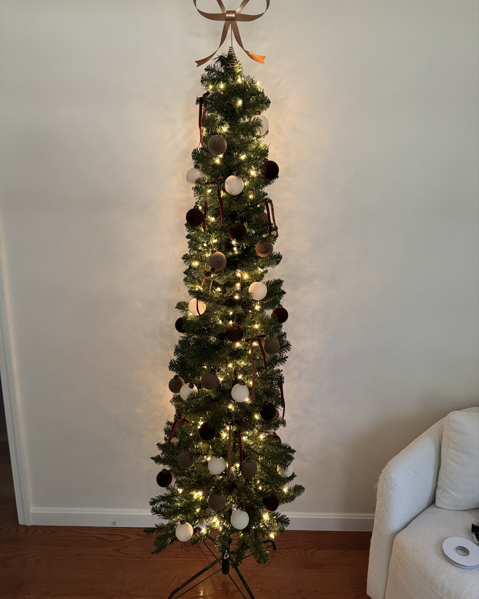 Girly Christmas tree, bow Christmas tree, bow trend, neutral Christmas tree, neutral Christmas decor, Christmas decorations, Christmas ornaments 

#LTKHome #LTKSeasonal #LTKHoliday