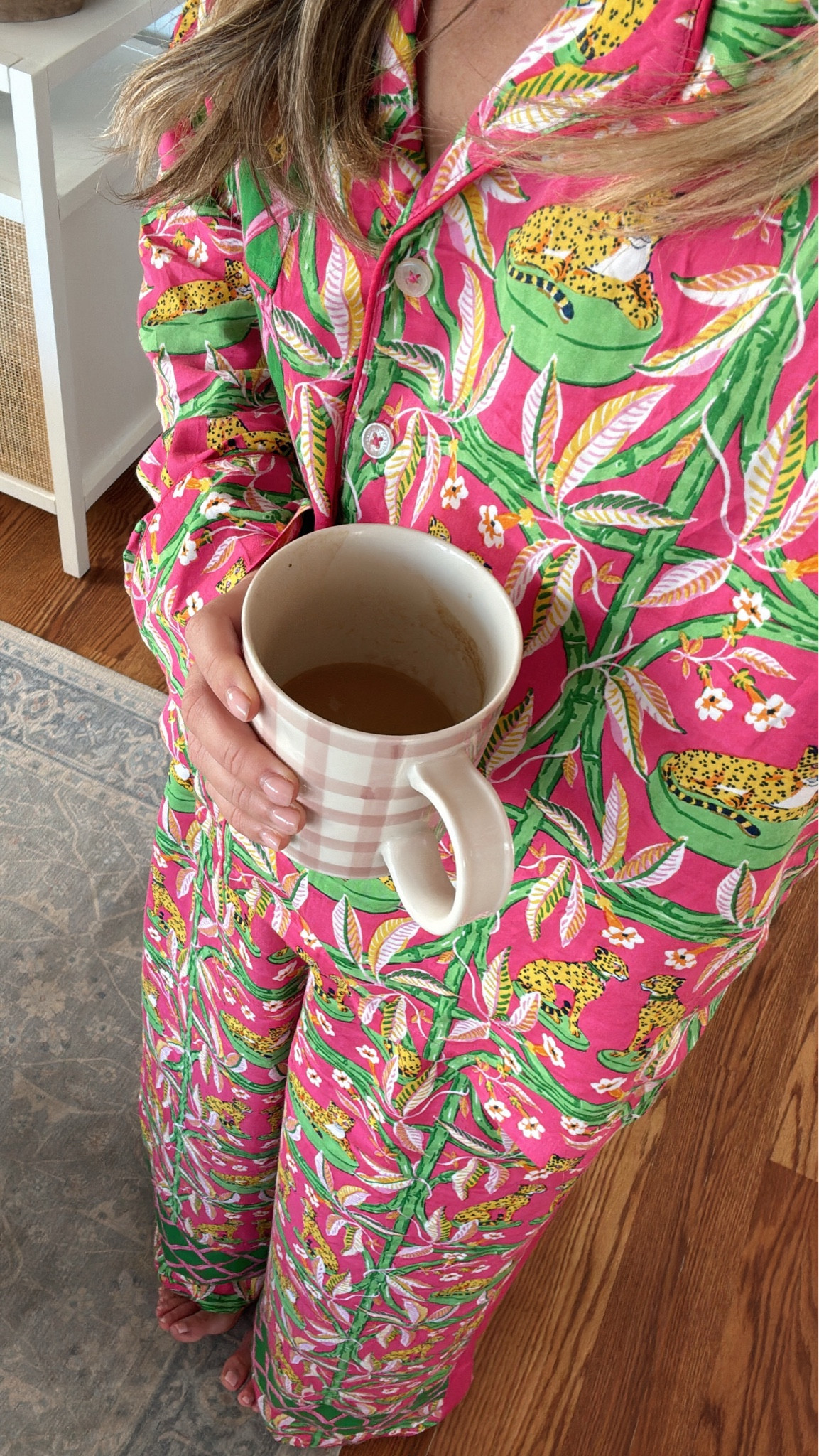 The cutest pajamas!! Size S

#LTKSeasonal #LTKHoliday #LTKGiftGuide