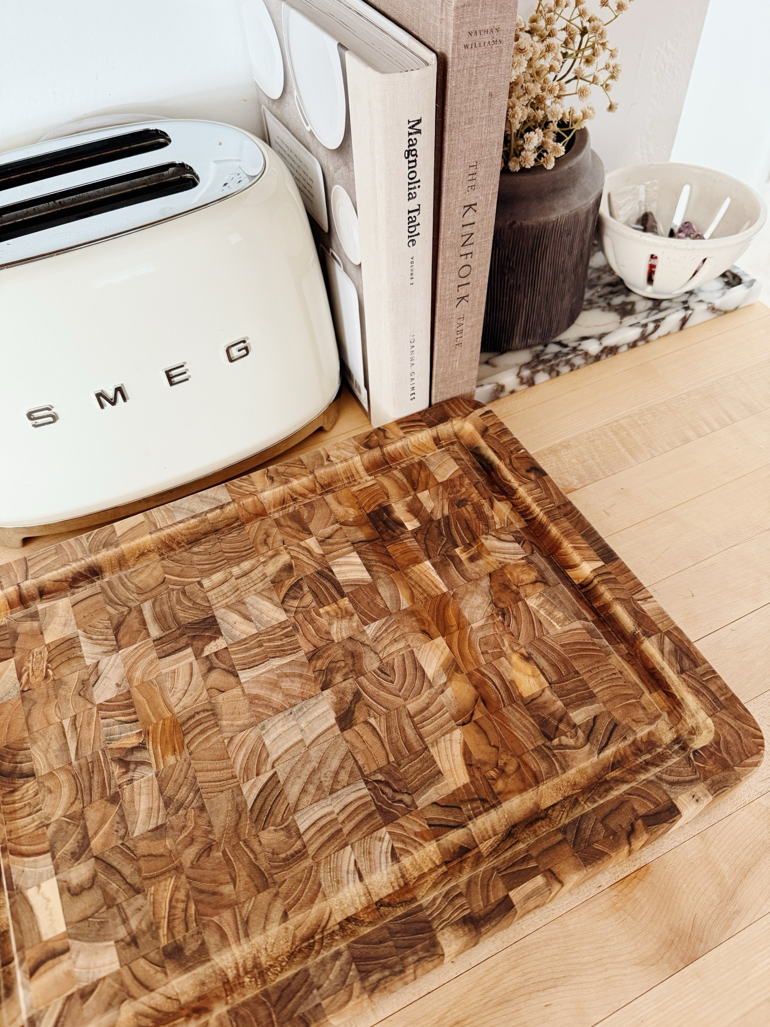 Such a beautiful cutting board! 

#LTKFamily #LTKHome #LTKStyleTip