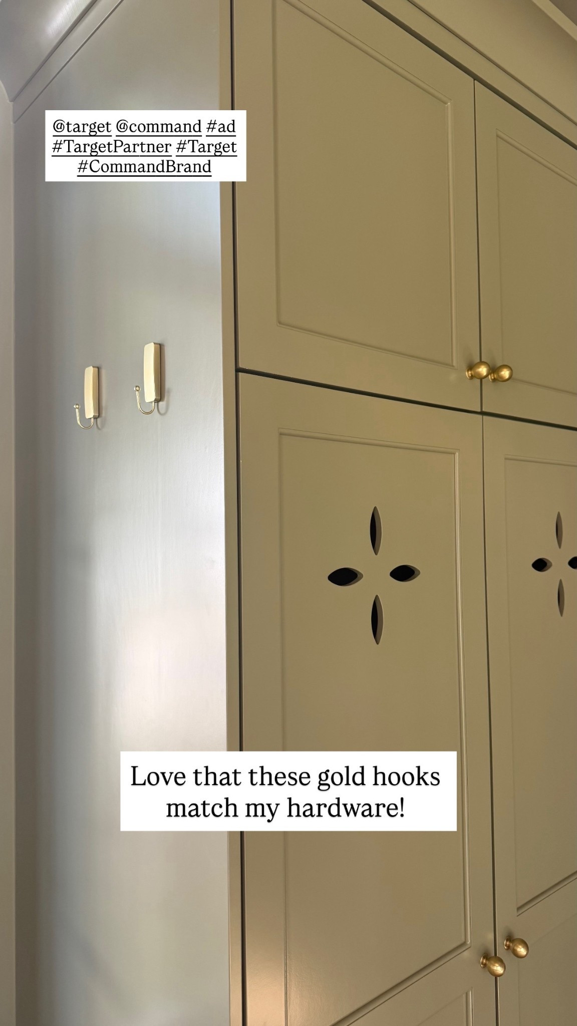 #ad Holiday decorating made simple (and totally damage-free!) 🎁✨

I used my favorite Command™ Products from @Target to hang everything from framed art to winter accessories and our festive wreath — all without nails or holes! 🙌

These sleek hooks and Picture Hanging Strips make it easy to add those cozy seasonal touches that make your home feel extra merry. Tap to shop the exact ones I used and get your space holiday-ready with Command™ Brand! @Command

#CommandBrand #TargetPartner #Target #HolidayHome #DamageFreeDecor #LTKhome #LTKHoliday #HomeDecorFavorites #LTKfinds #LTKSeasonal


#LTKHoliday #LTKSeasonal #LTKHome