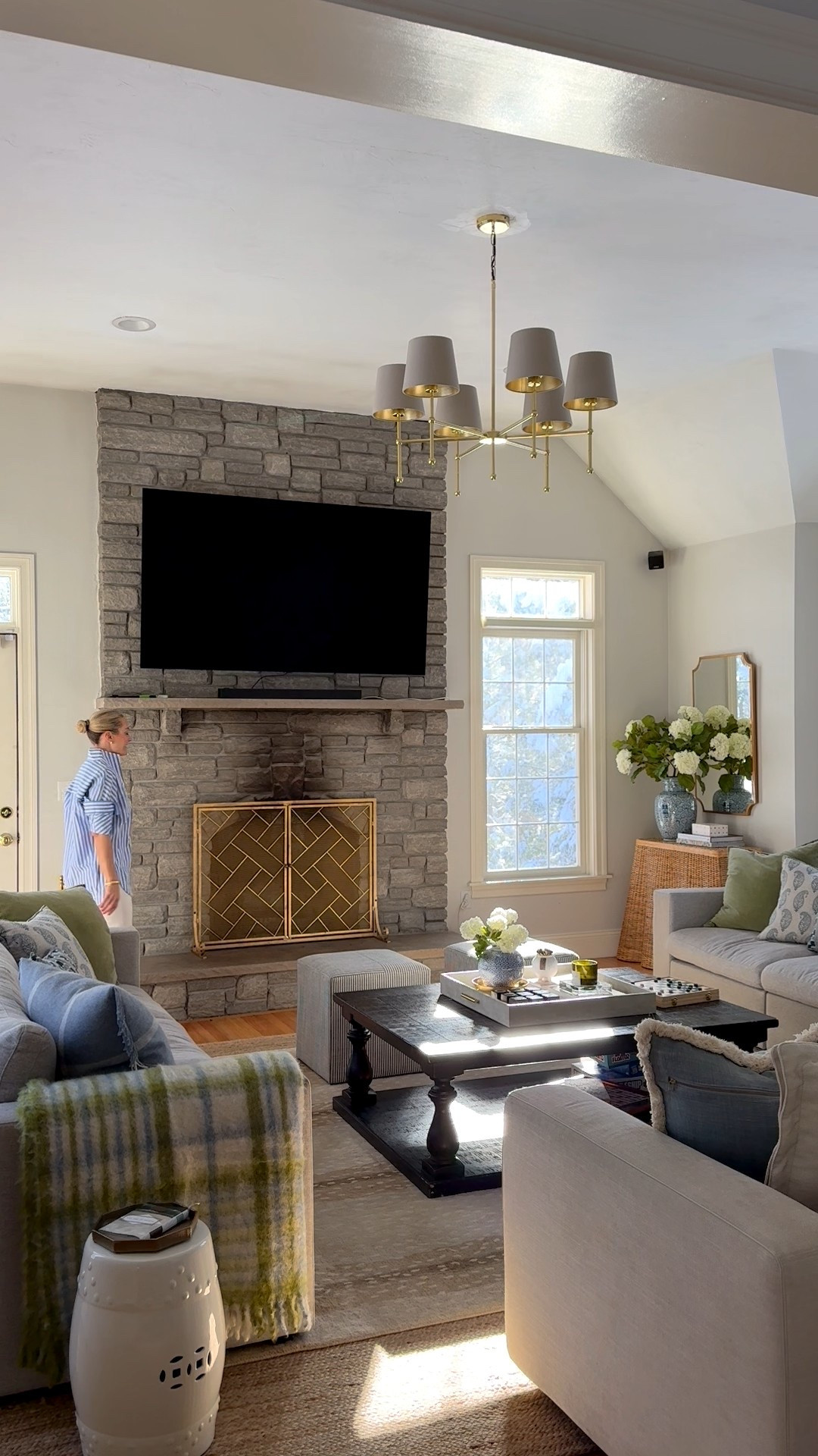 Living Room 

#LTKOver40 #LTKHome #LTKSaleAlert