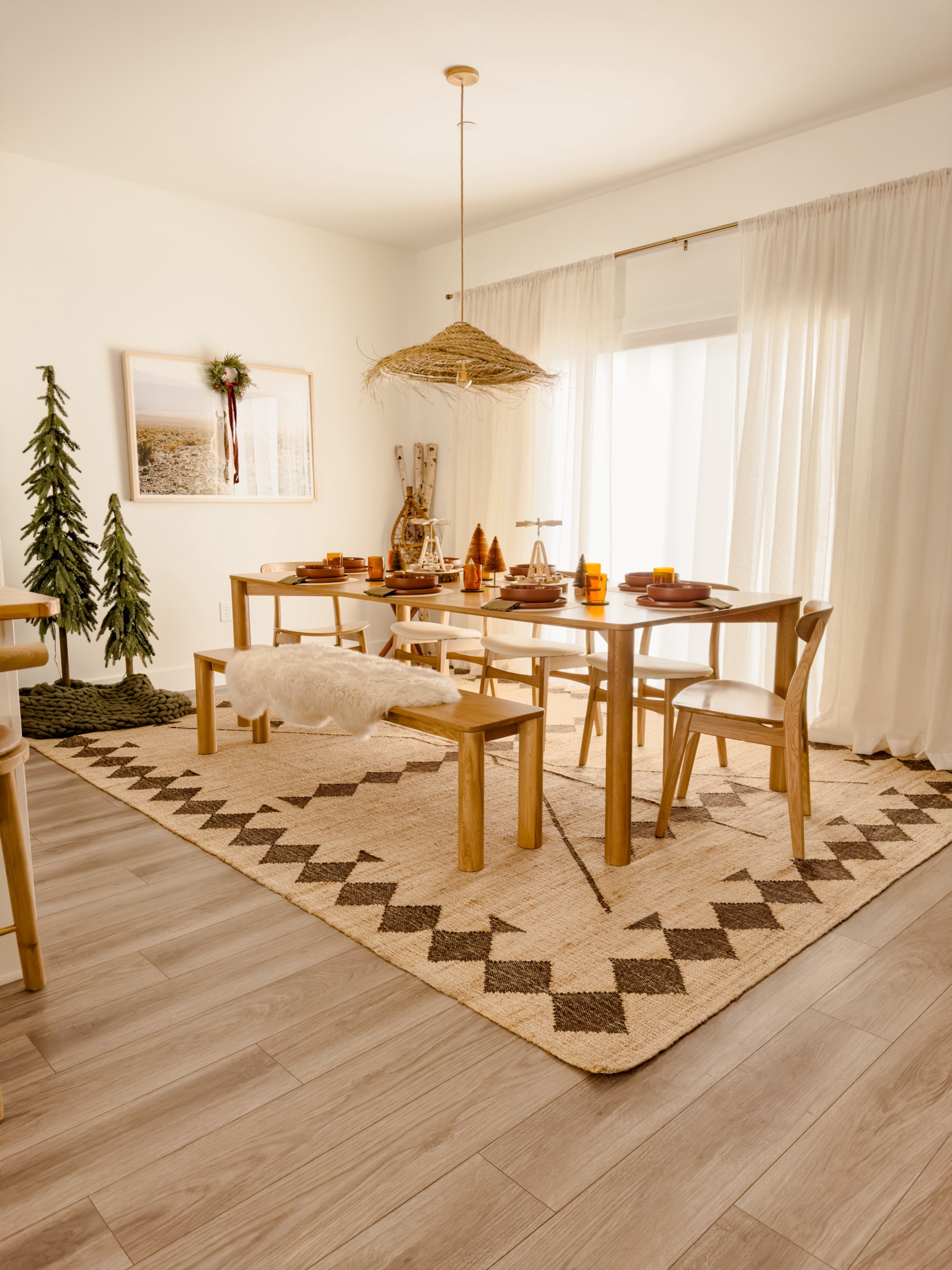 Holiday dining room 🌲❄️🧡

#LTKhome #LTKHoliday #LTKSeasonal