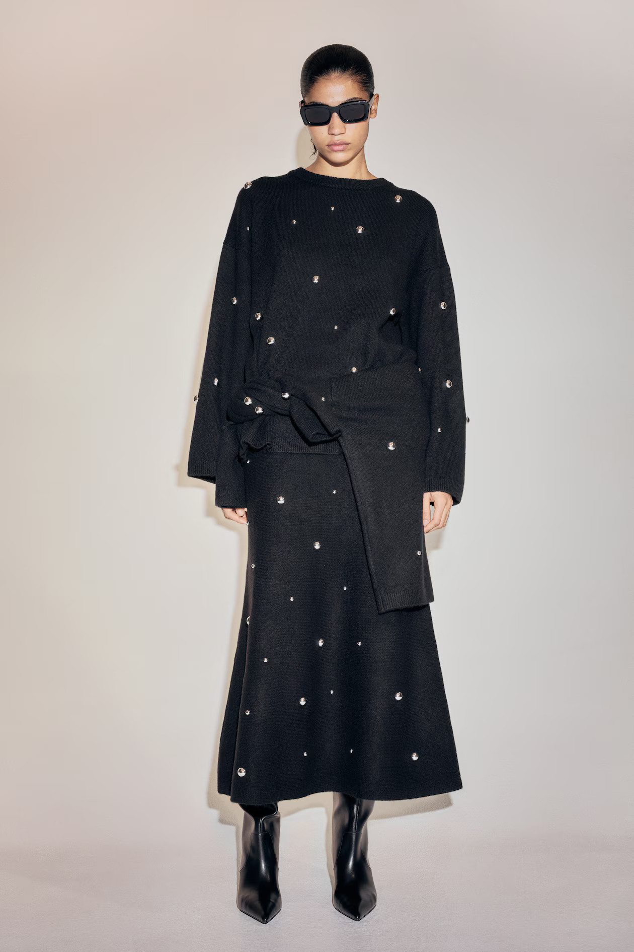 Studded skirt - Black - Ladies | H&M GB | H&M (UK, MY, IN, SG, PH, TW, HK)