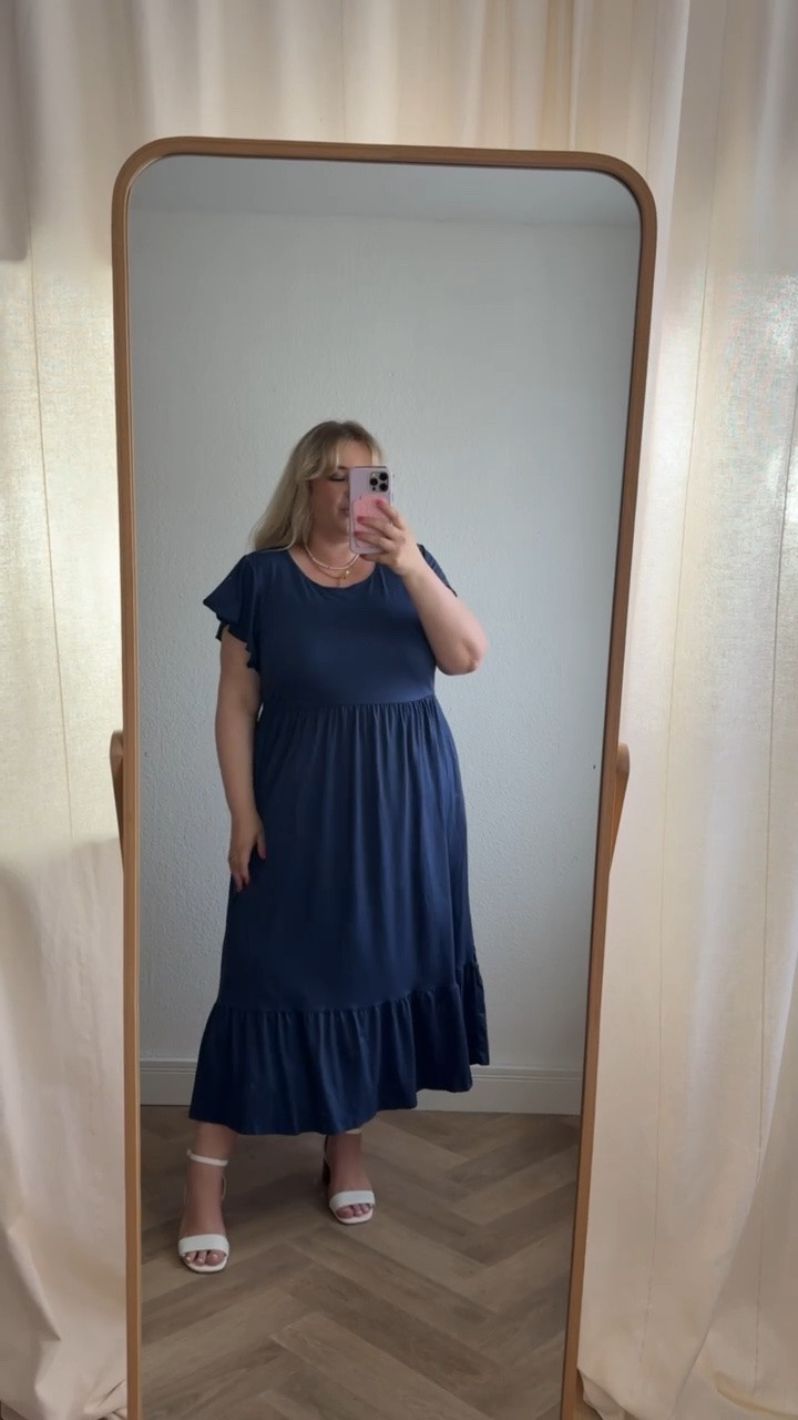 Dunkelblaues Kleid 💙

#amazon #amazonfashion #plussizefashion #curvy #kleid

#LTKdeutschland #LTKplussize #LTKkleider