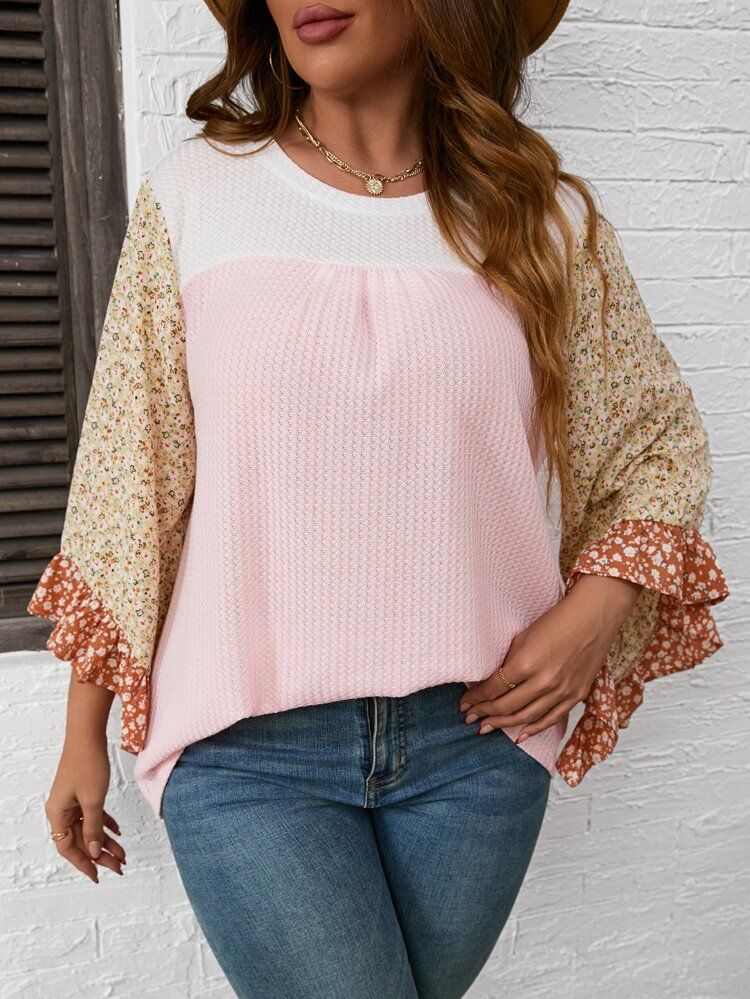 EMERY ROSE Plus Contrast Ditsy Floral Print Flounce Sleeve Top | SHEIN