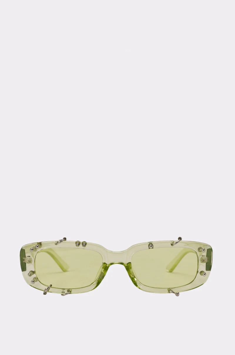 WITH A TWIST SUNGLASSES | AKIRA