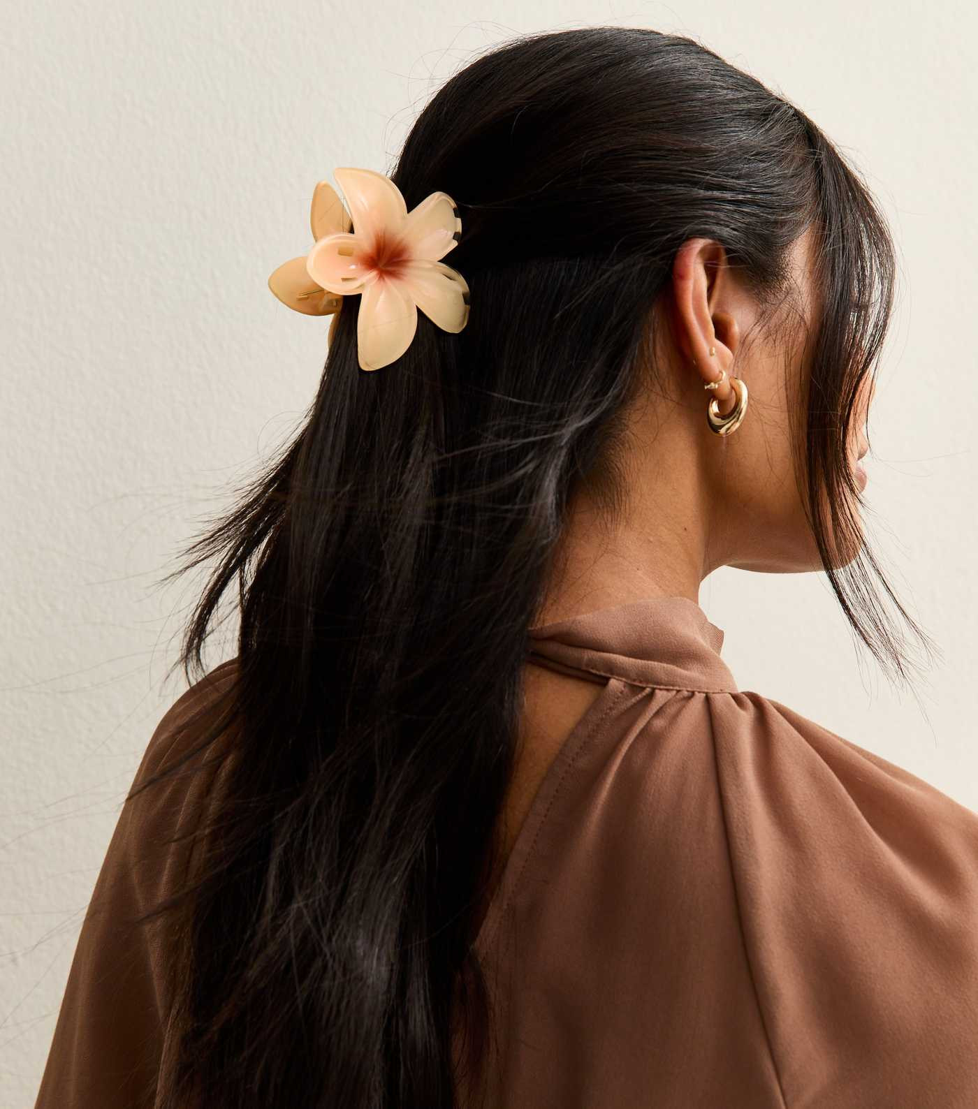 Cream Tropical Flower Hair Claw Clip | New Look | New Look (UK)