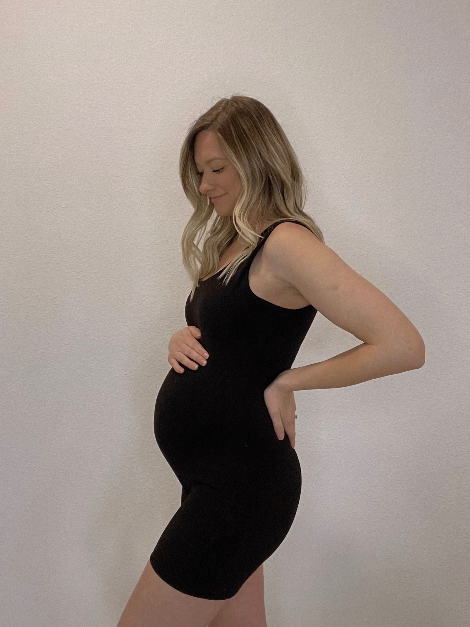 Bump date bodysuit 🤍